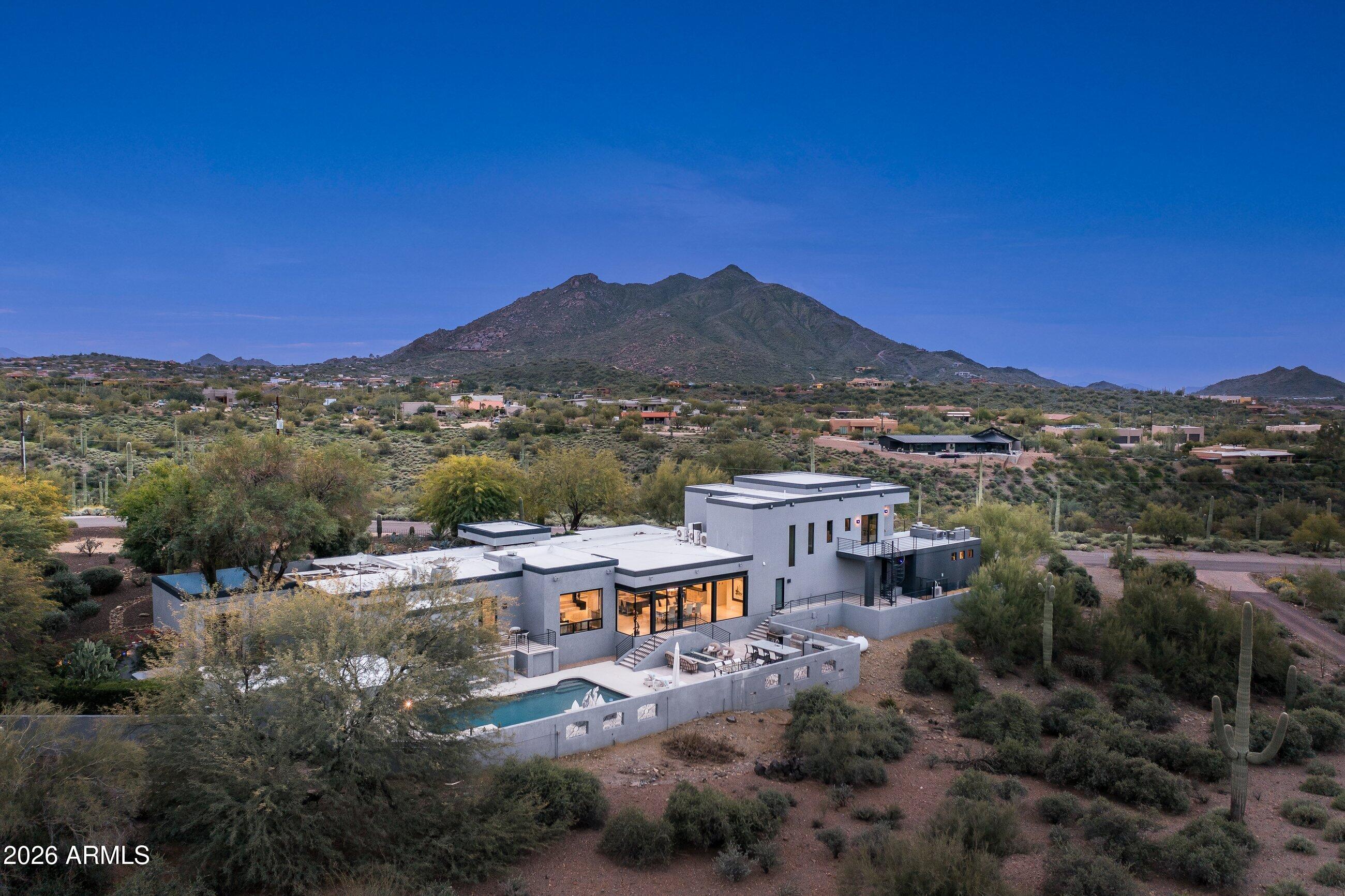 39402 N 67TH Place, Cave Creek, AZ 85331 — Photo 1 of 46