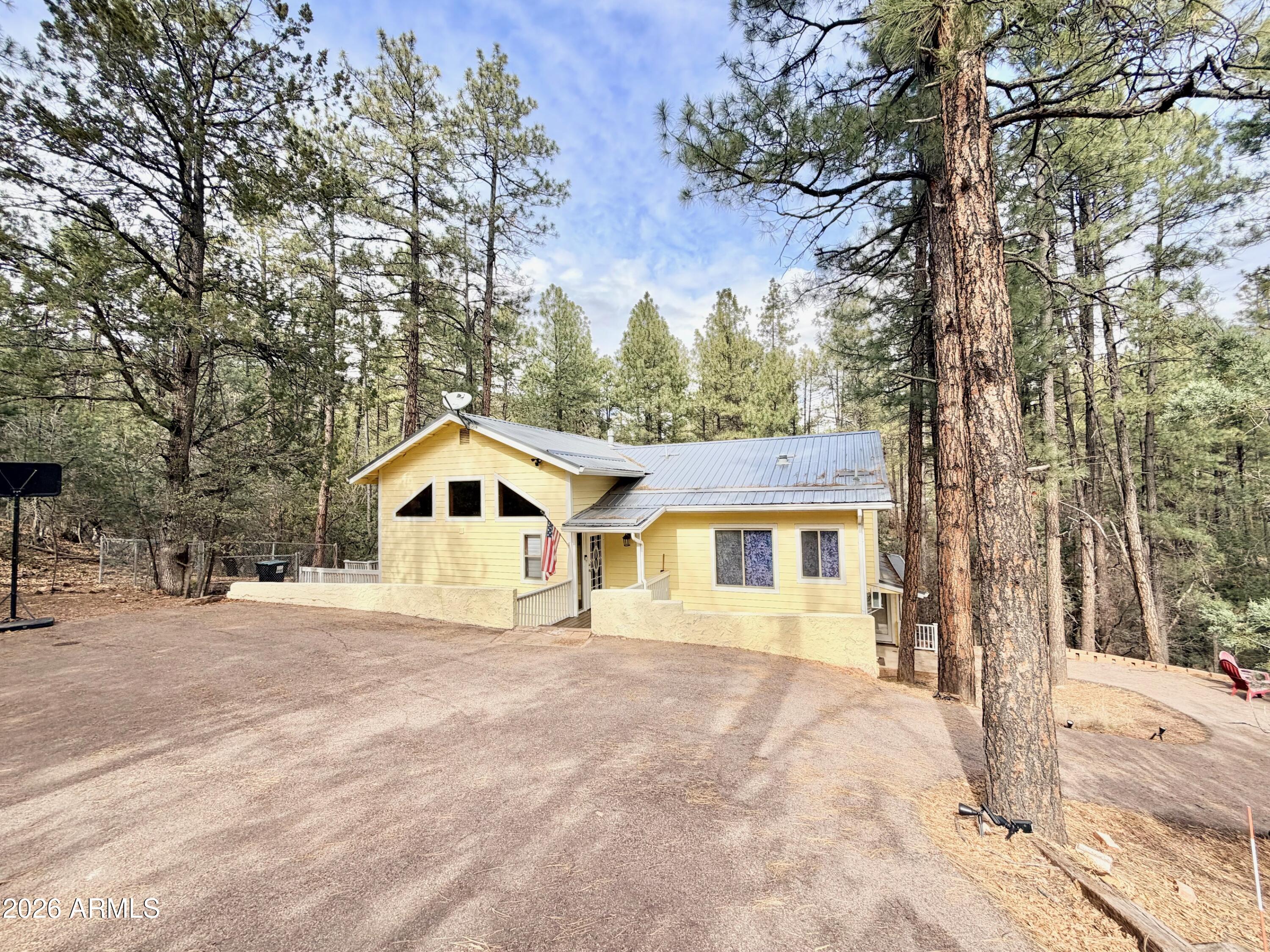 6870 W ROBBIN Lane, Pine, AZ 85544 — Photo 1 of 38