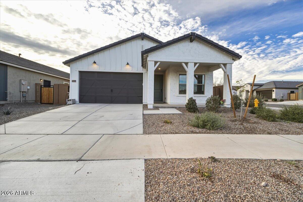 42505 W VINCENT Drive, Maricopa, AZ 85138 — Photo 1 of 19