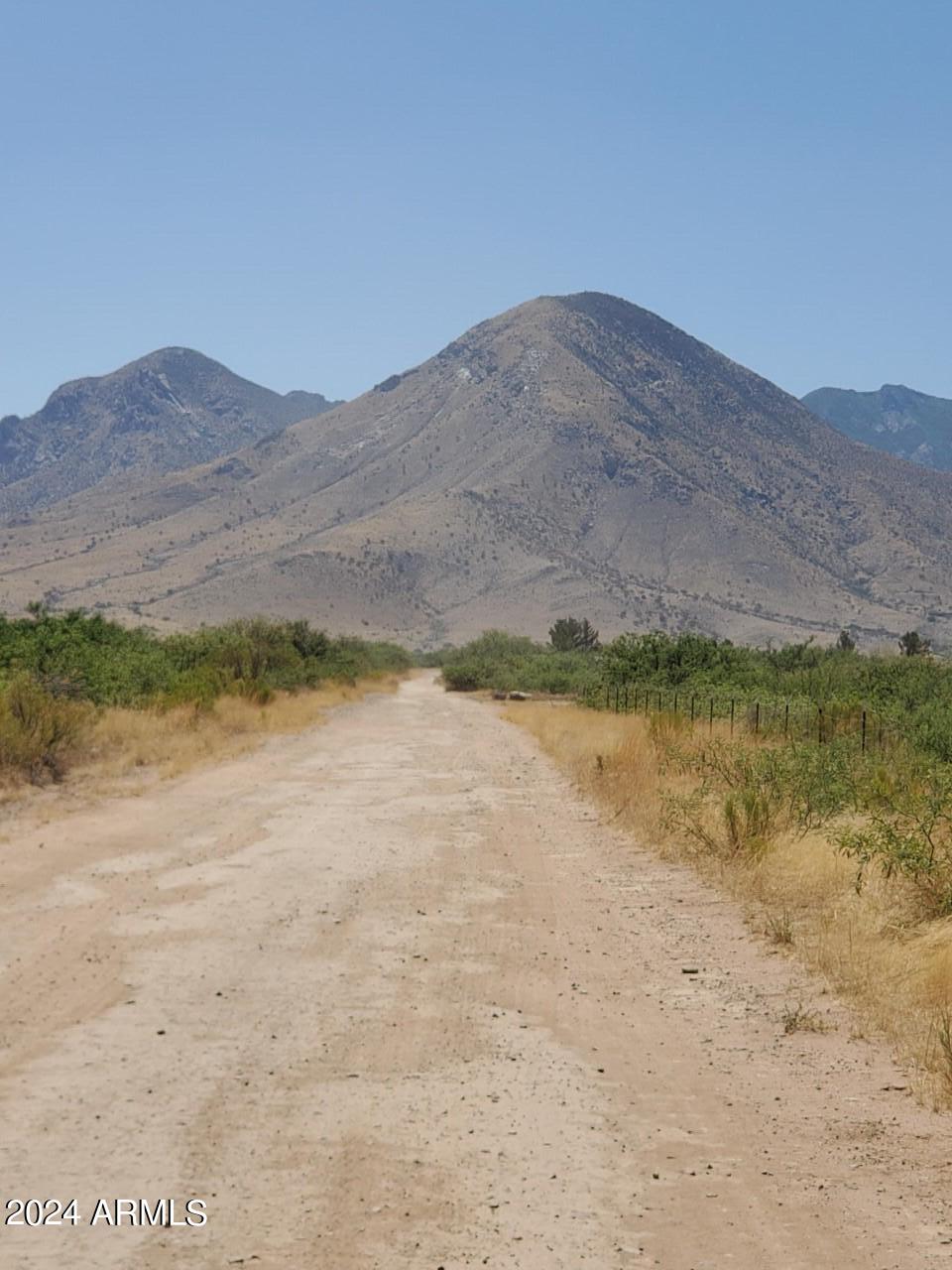 4 Acres E Lane Ranch Road -, Hereford, AZ 85615 — Photo 1 of 9
