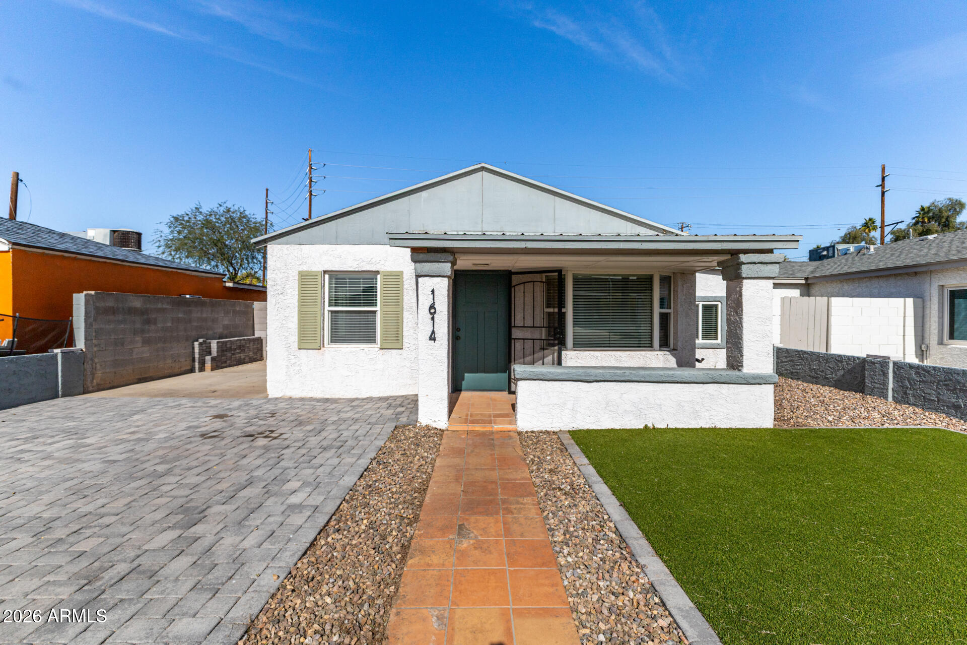 1614 W LYNWOOD Street, Phoenix, AZ 85007 — Photo 1 of 29