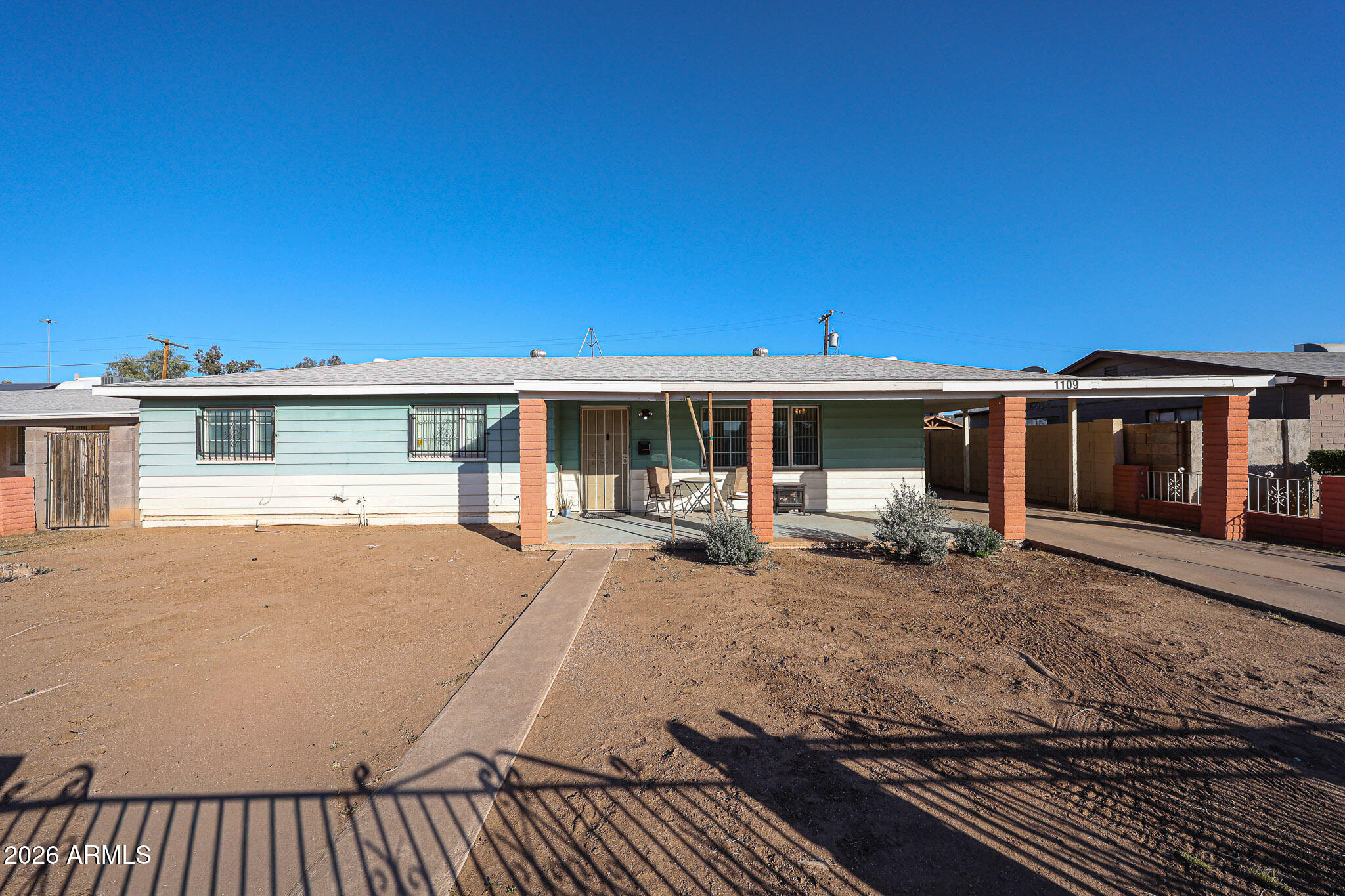 1109 N 27TH Drive, Phoenix, AZ 85009 — Photo 1 of 32