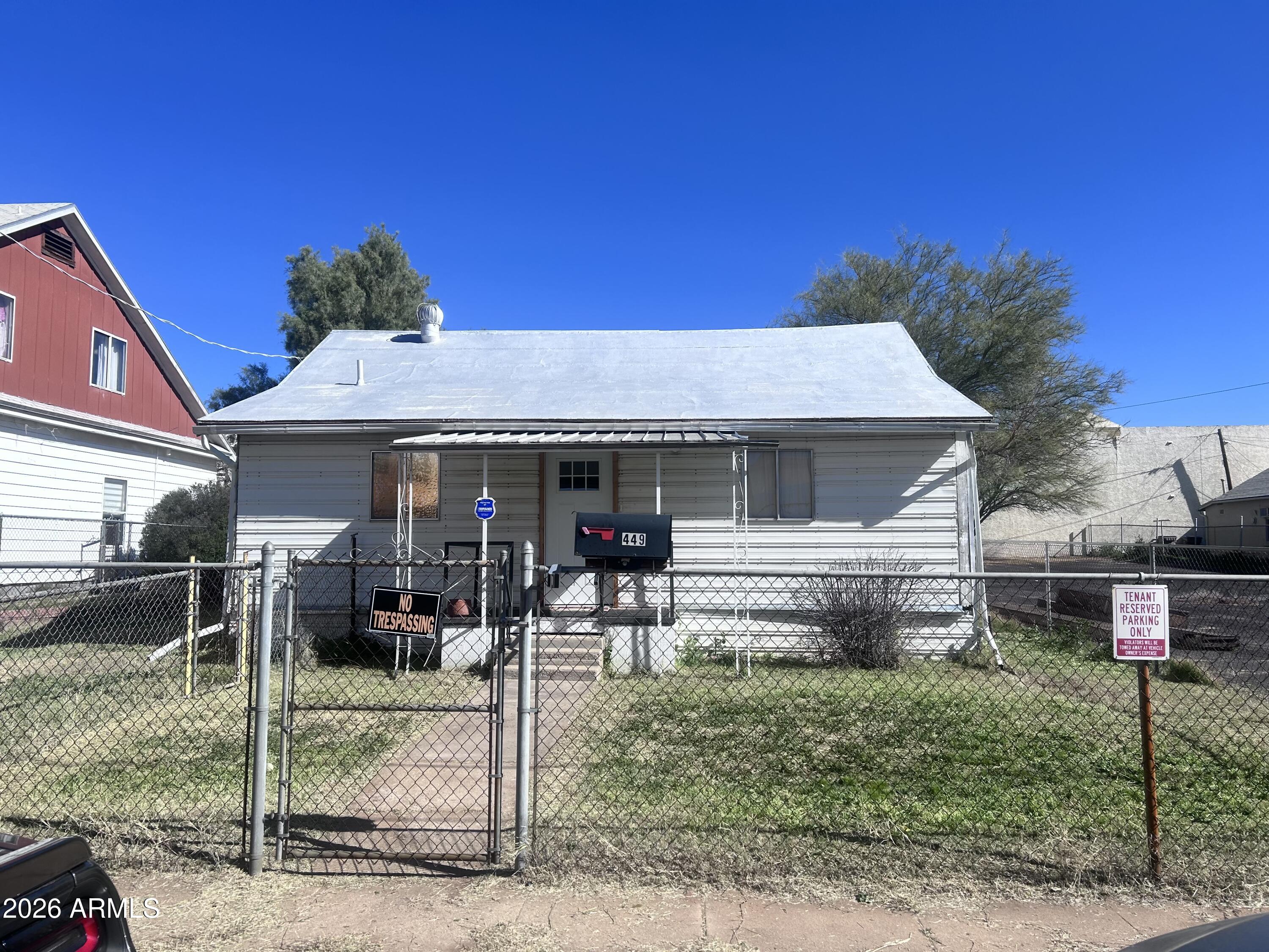 449 S EAST Street, Globe, AZ 85501 — Photo 1 of 37