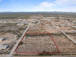 XX1 N 211th Avenue -, Wittmann, AZ 85361 — Photo 1 of 30