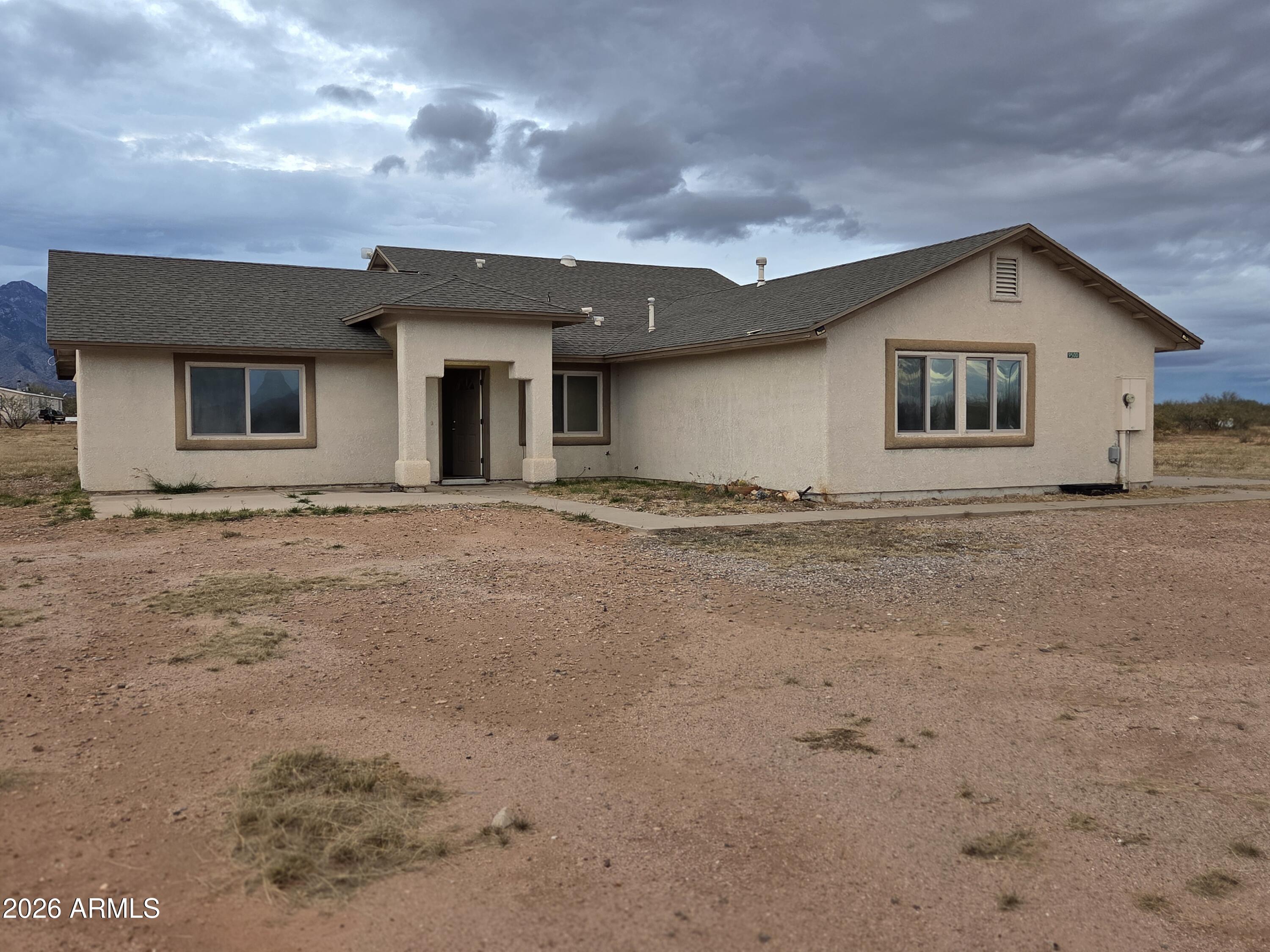 9500 S EL THUMA REAL, Hereford, AZ 85615 — Photo 1 of 23