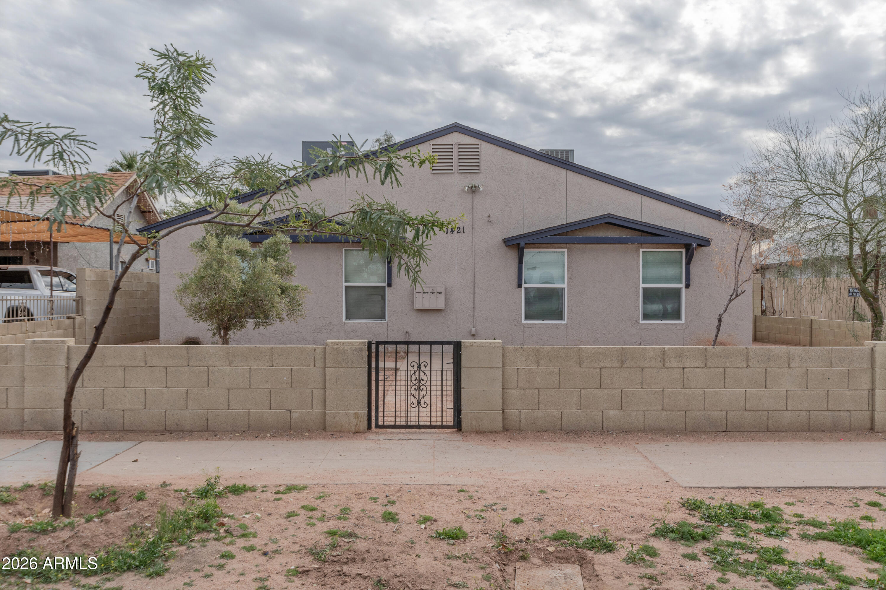 1421 E FILLMORE Street, Phoenix, AZ 85006 — Photo 1 of 18