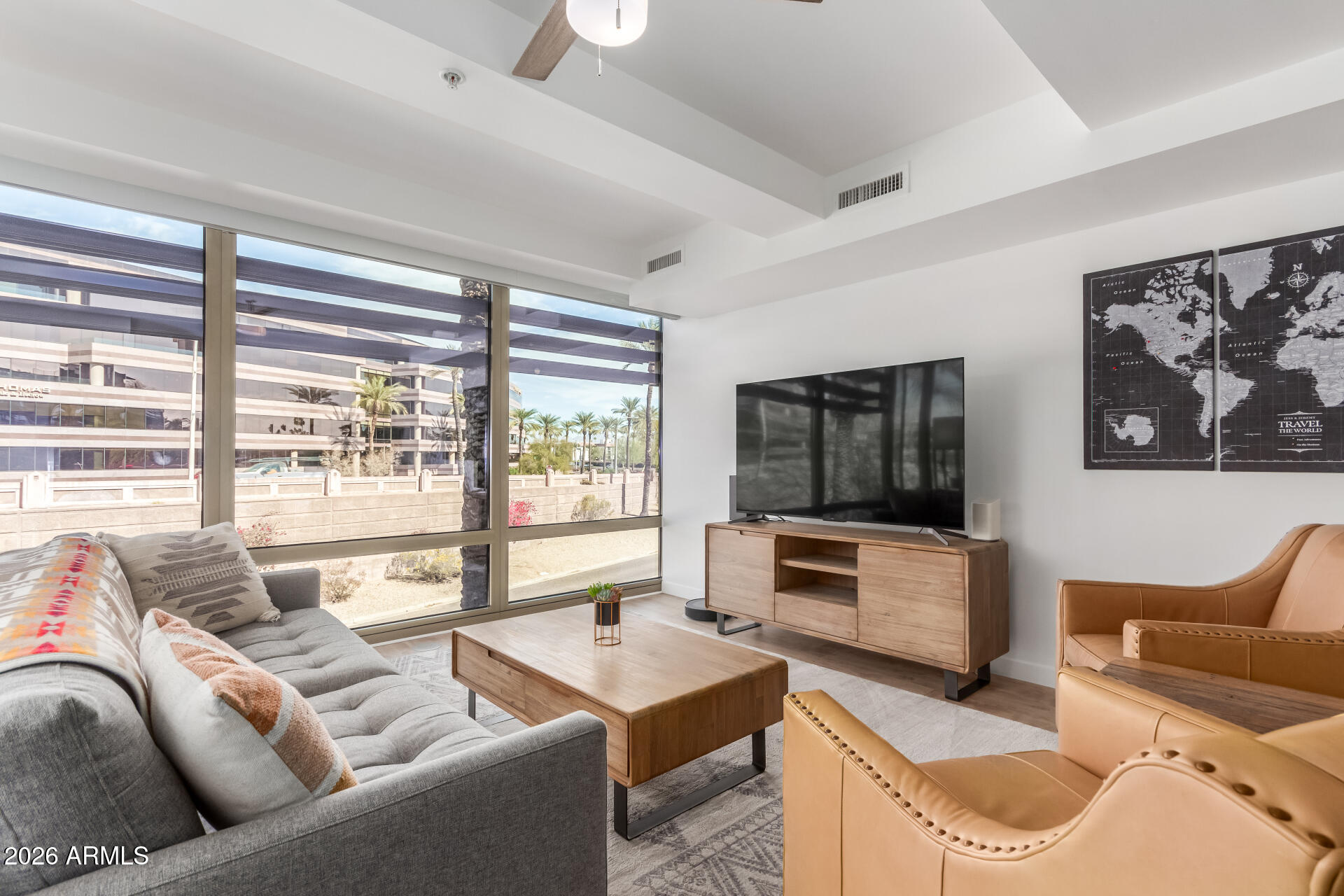 7161 E RANCHO VISTA Drive 2015, Scottsdale, AZ 85251 — Photo 1 of 38