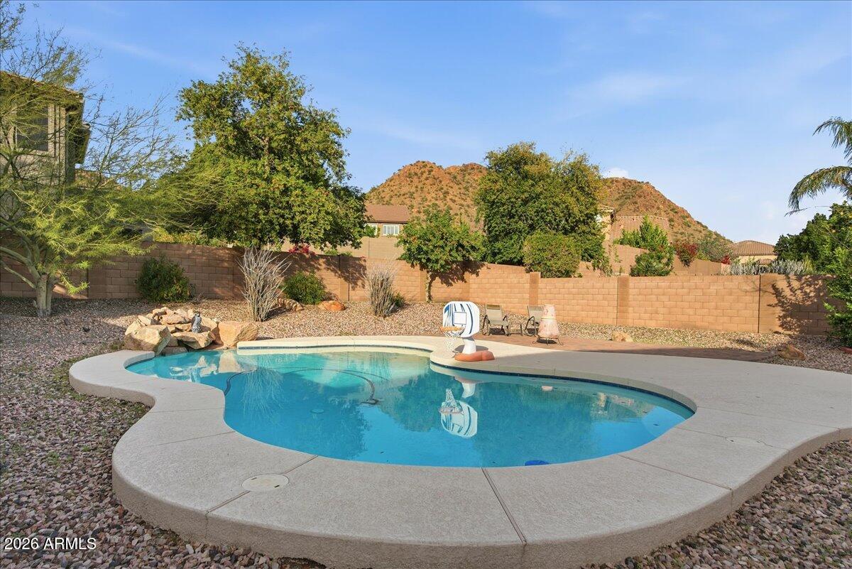 2414 W FLORENTINE Road, Phoenix, AZ 85086 — Photo 1 of 49