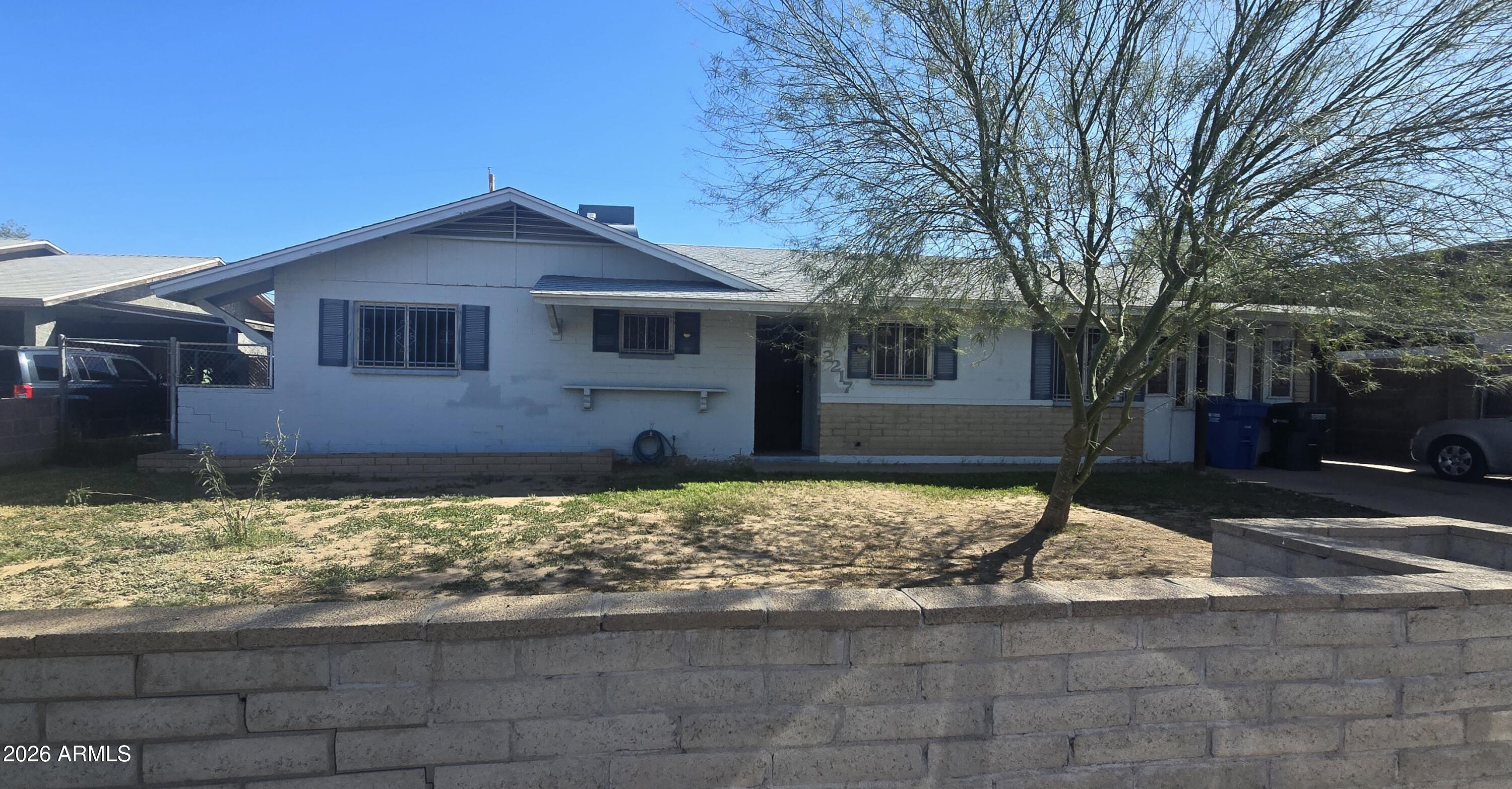 2217 W WAYLAND Road, Phoenix, AZ 85041 — Photo 1 of 31