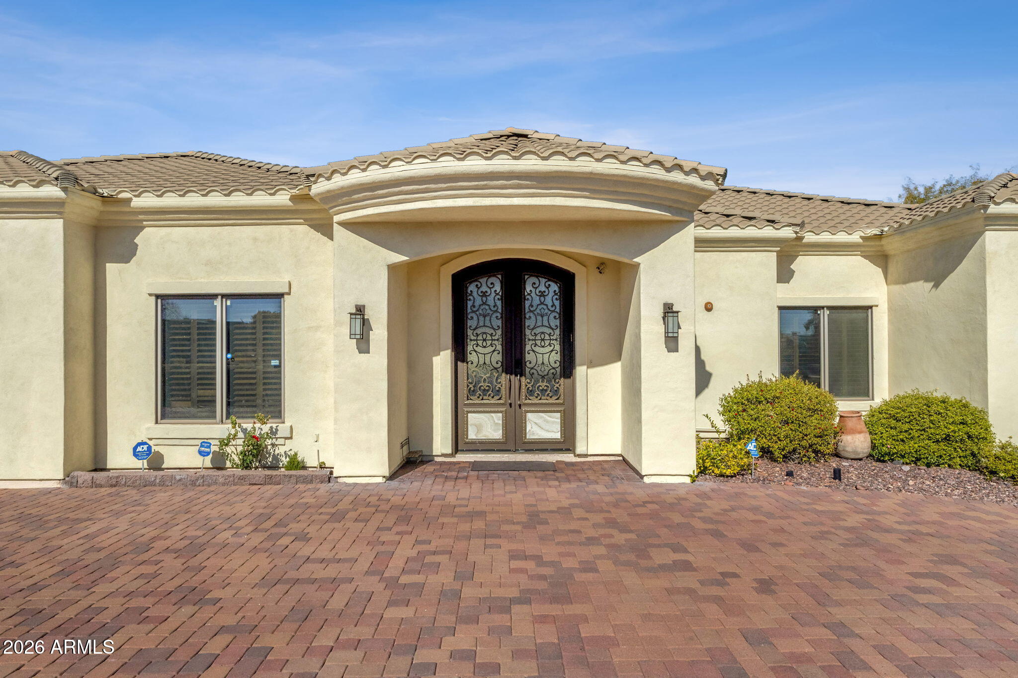 7320 E SWEETWATER Avenue, Scottsdale, AZ 85260 — Photo 1 of 51