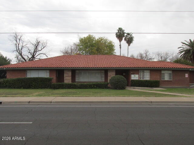 901 E UNIVERSITY Drive, Mesa, AZ 85203 — Photo 1 of 21