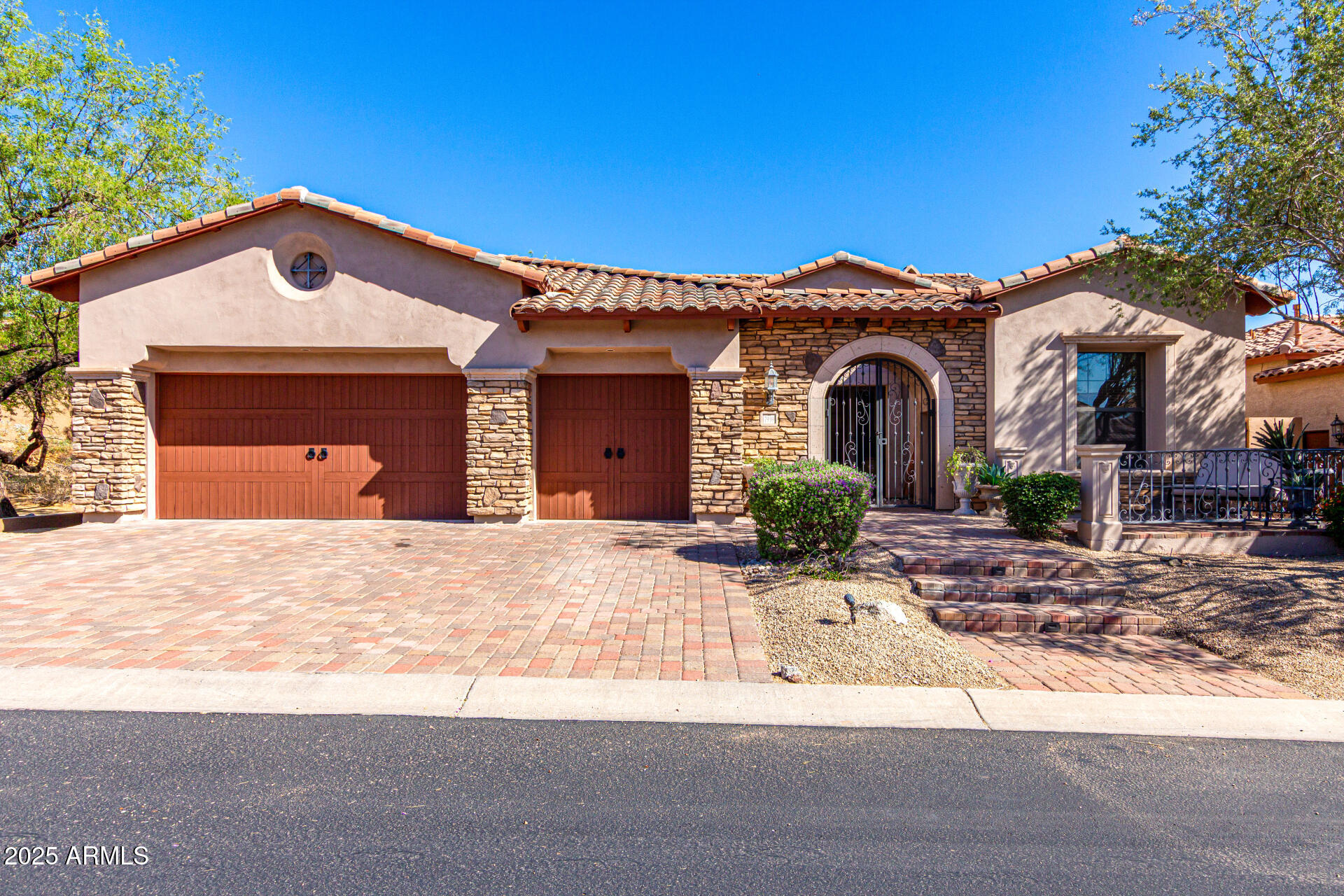 7939 E STONECLIFF Circle, Mesa, AZ 85207 — Photo 1 of 83