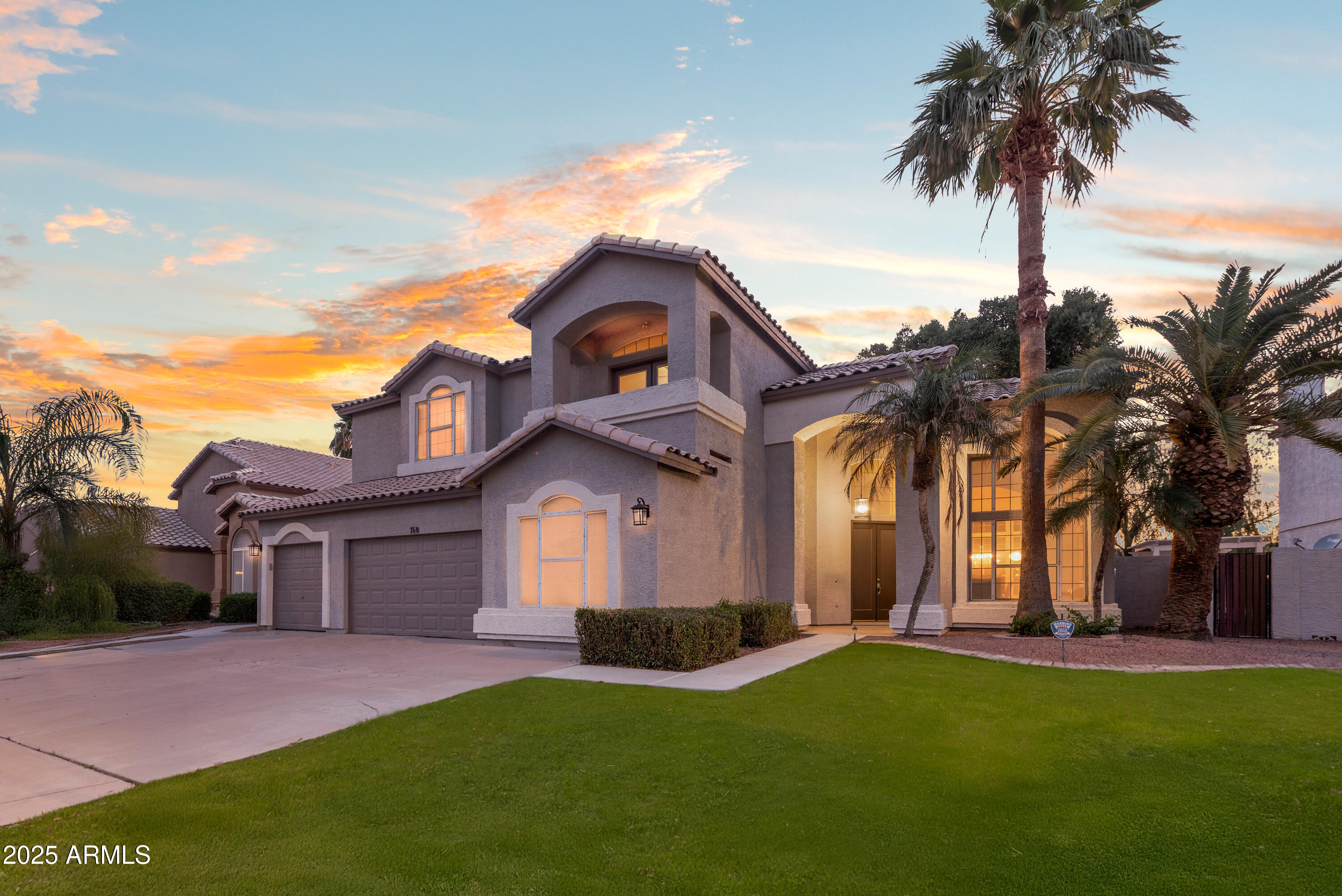 760 N Ithica Street, Gilbert, AZ 85233 — Photo 1 of 98