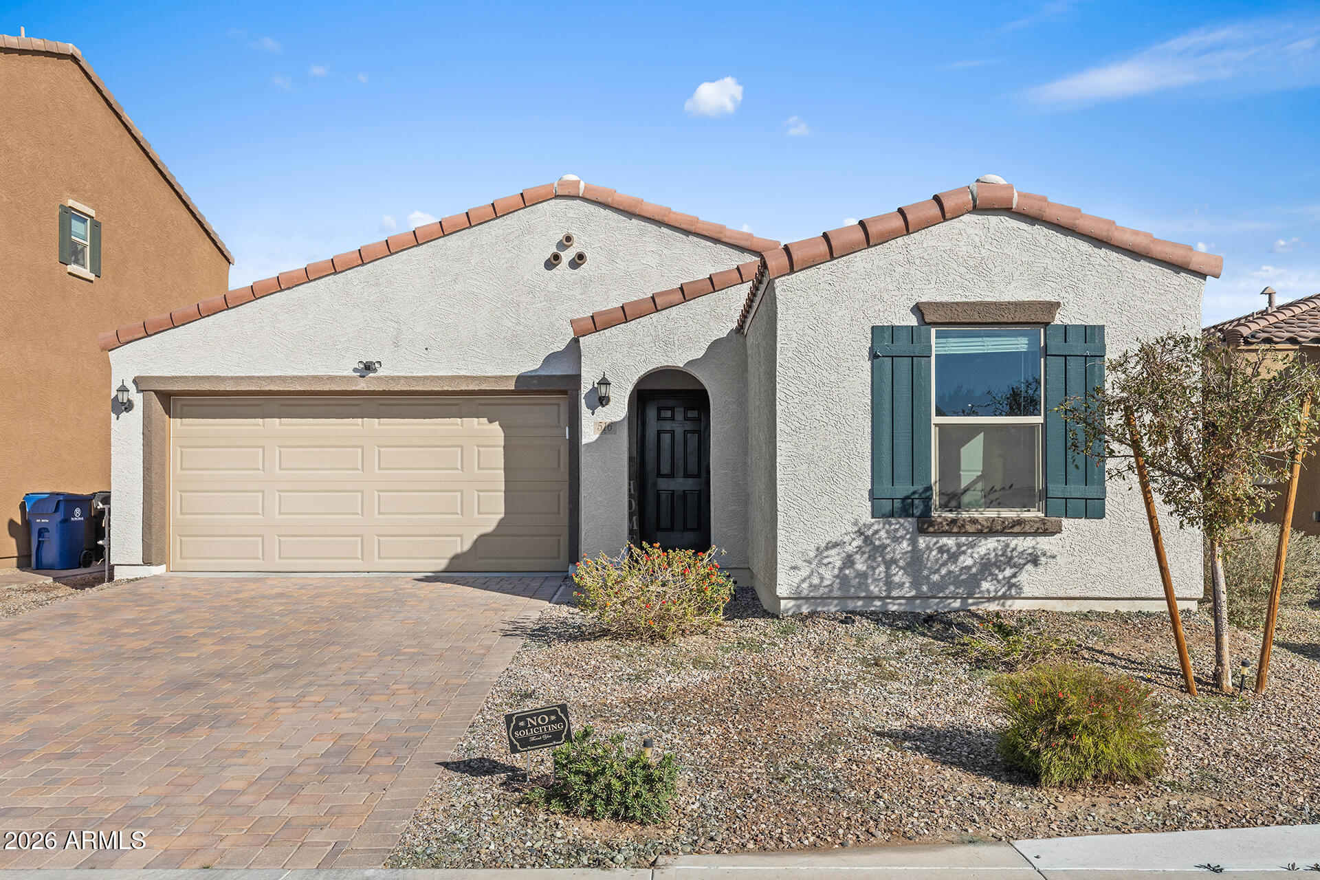 516 E MOUNTAIN VIEW Drive, Avondale, AZ 85323 — Photo 1 of 52