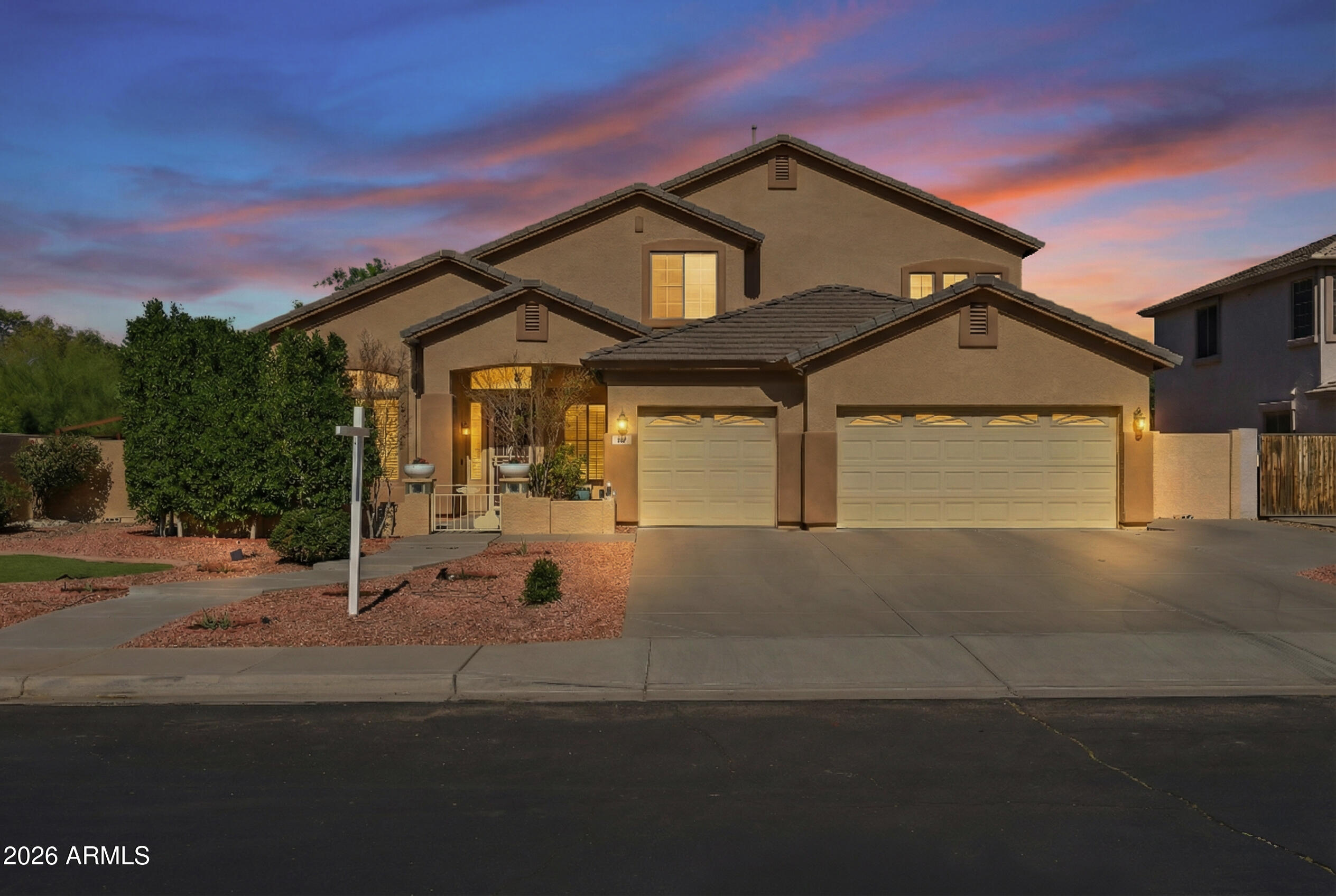 66 E JULIAN Drive, Gilbert, AZ 85295 — Photo 1 of 67