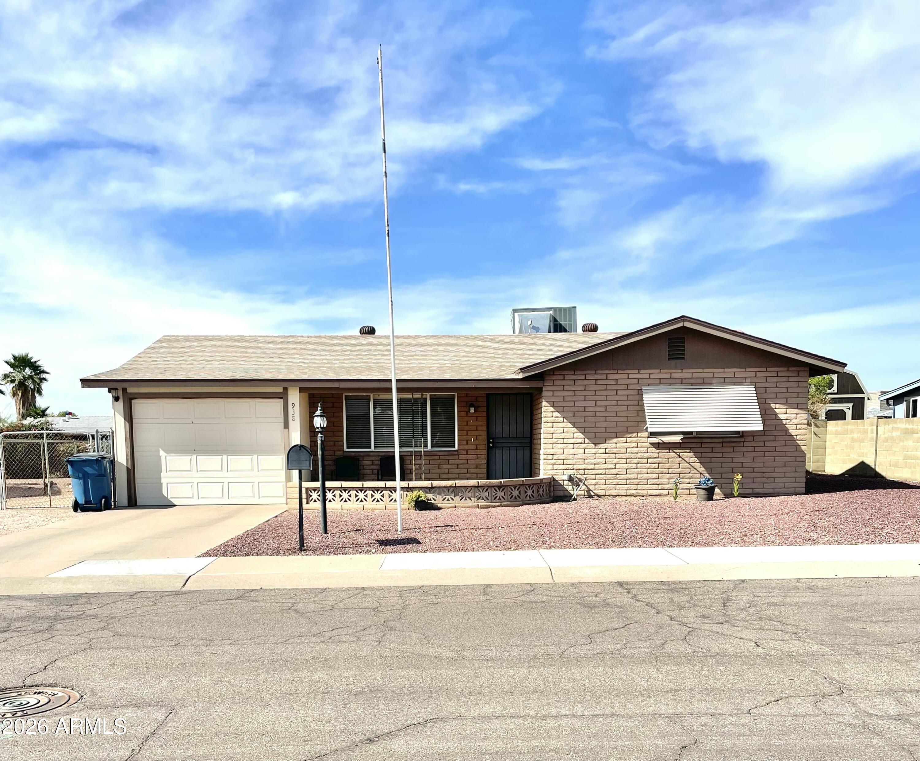 938 S PALO VERDE Drive, Apache Junction, AZ 85120 — Photo 1 of 31