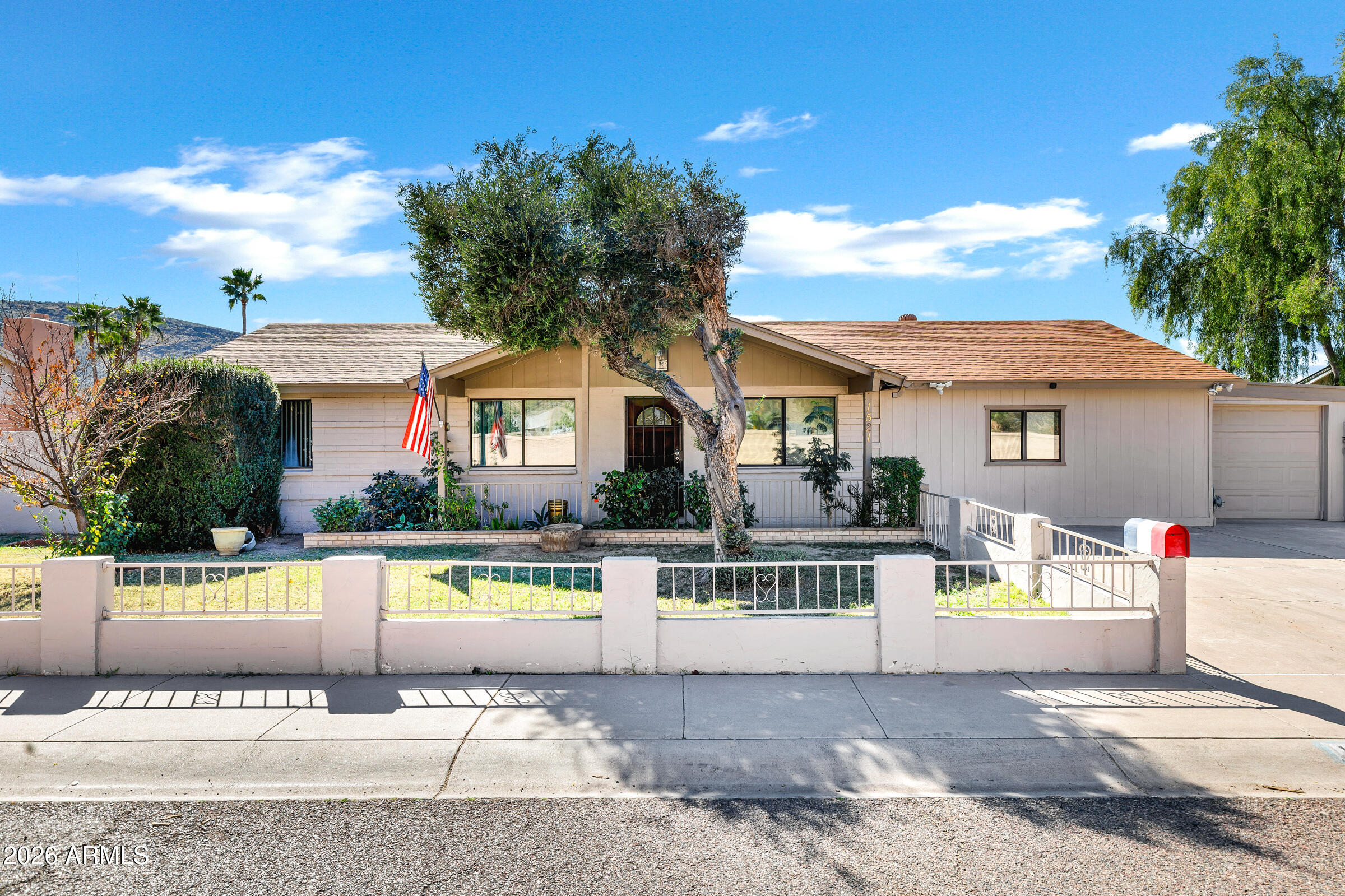 1521 W Thunderbird Road, Phoenix, AZ 85023 — Photo 1 of 37
