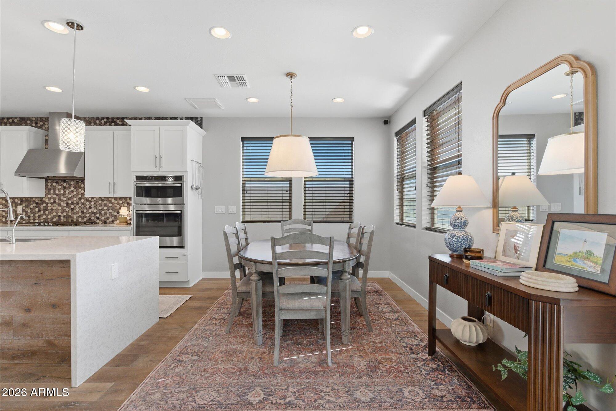 2338 W GLORIA Lane, Phoenix, AZ 85085 — Photo 1 of 39