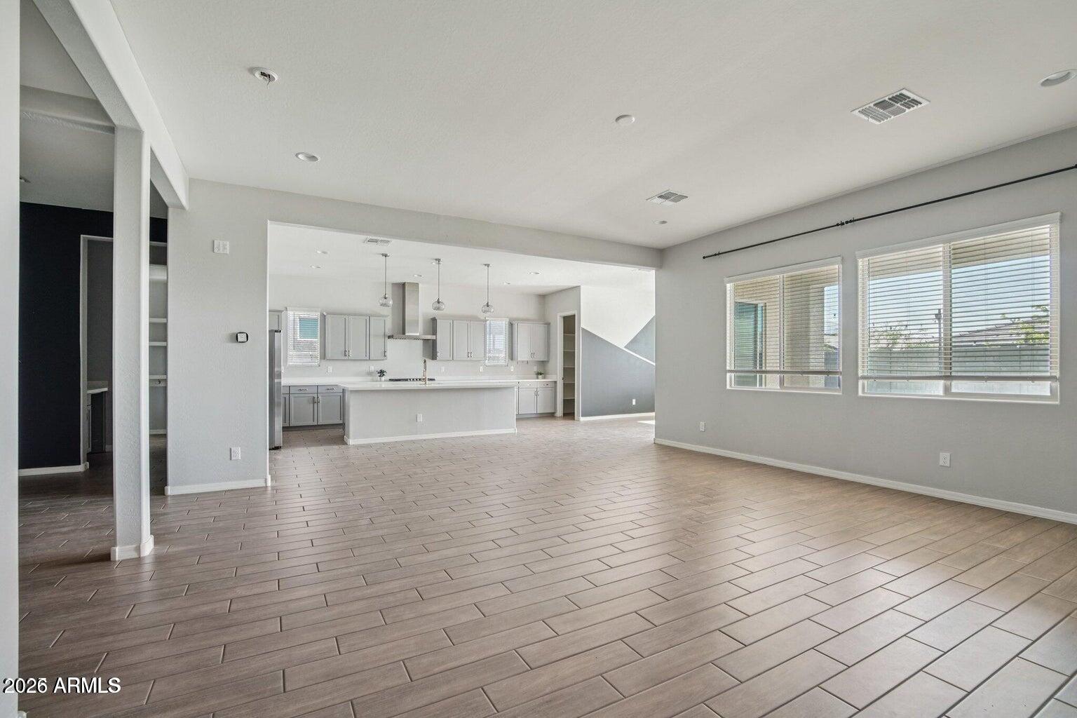 Thumbnail 13