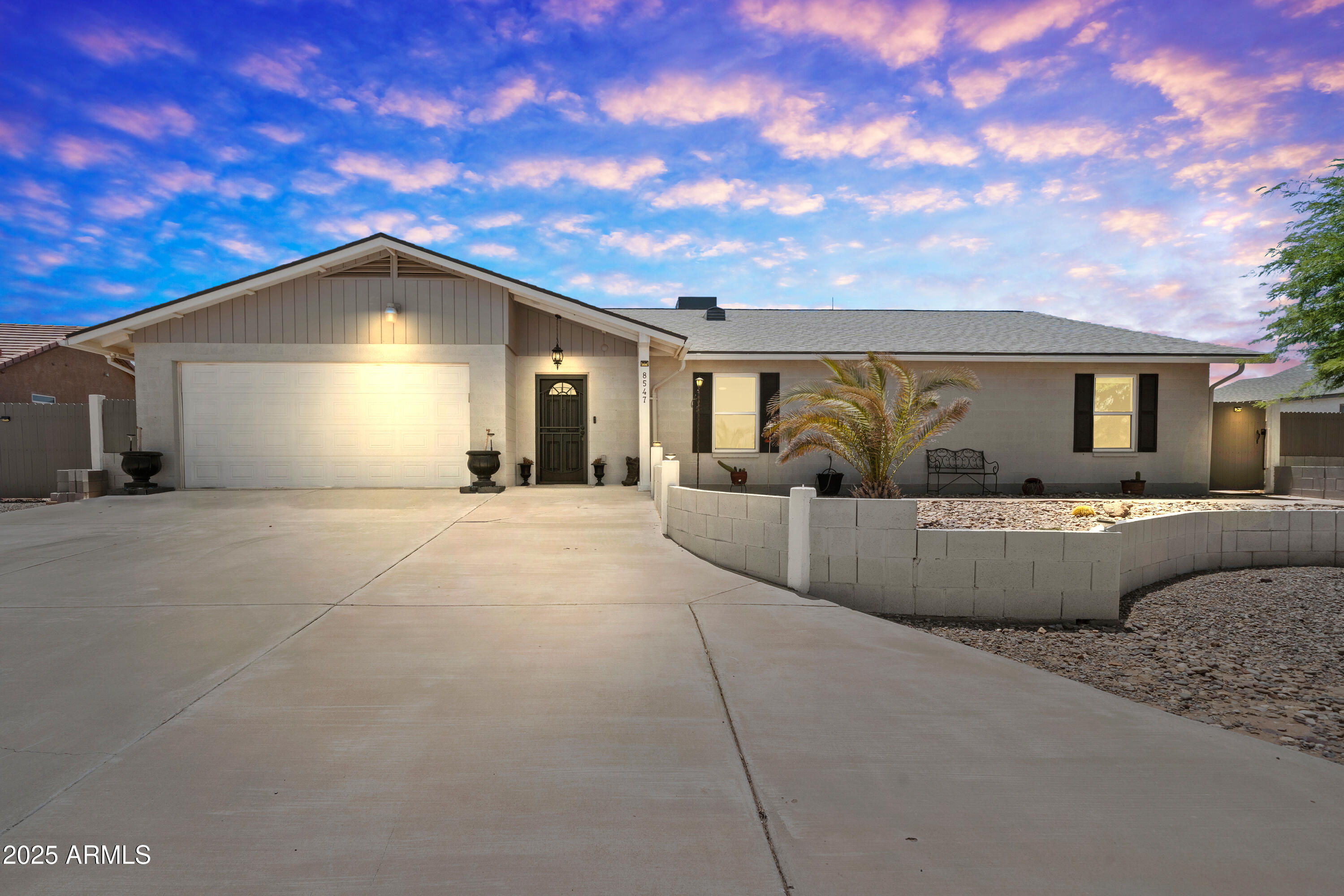 8547 W MAGNUM Drive, Arizona City, AZ 85123 — Photo 1 of 54