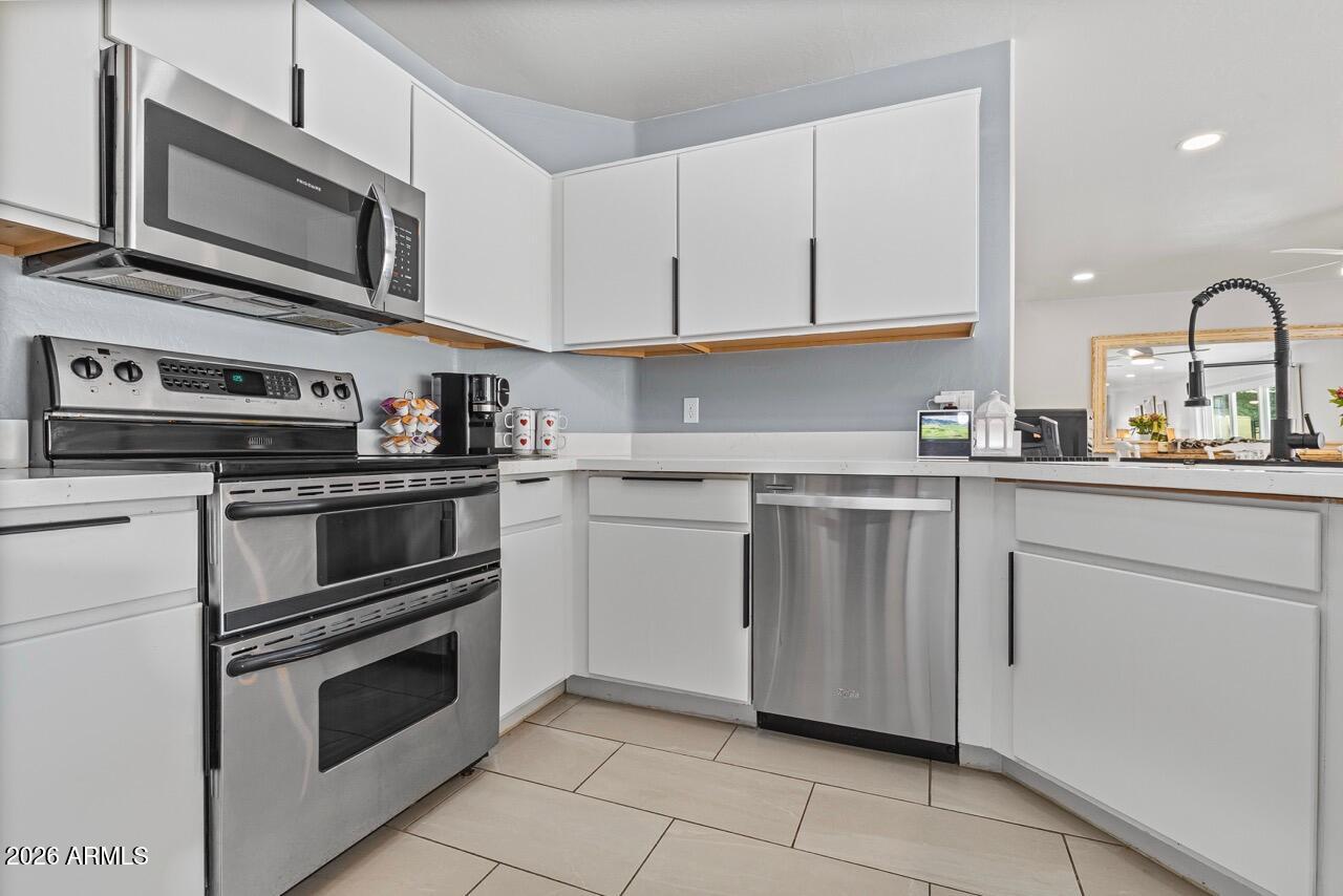 8830 N 20TH Drive, Phoenix, AZ 85021 — Photo 1 of 43
