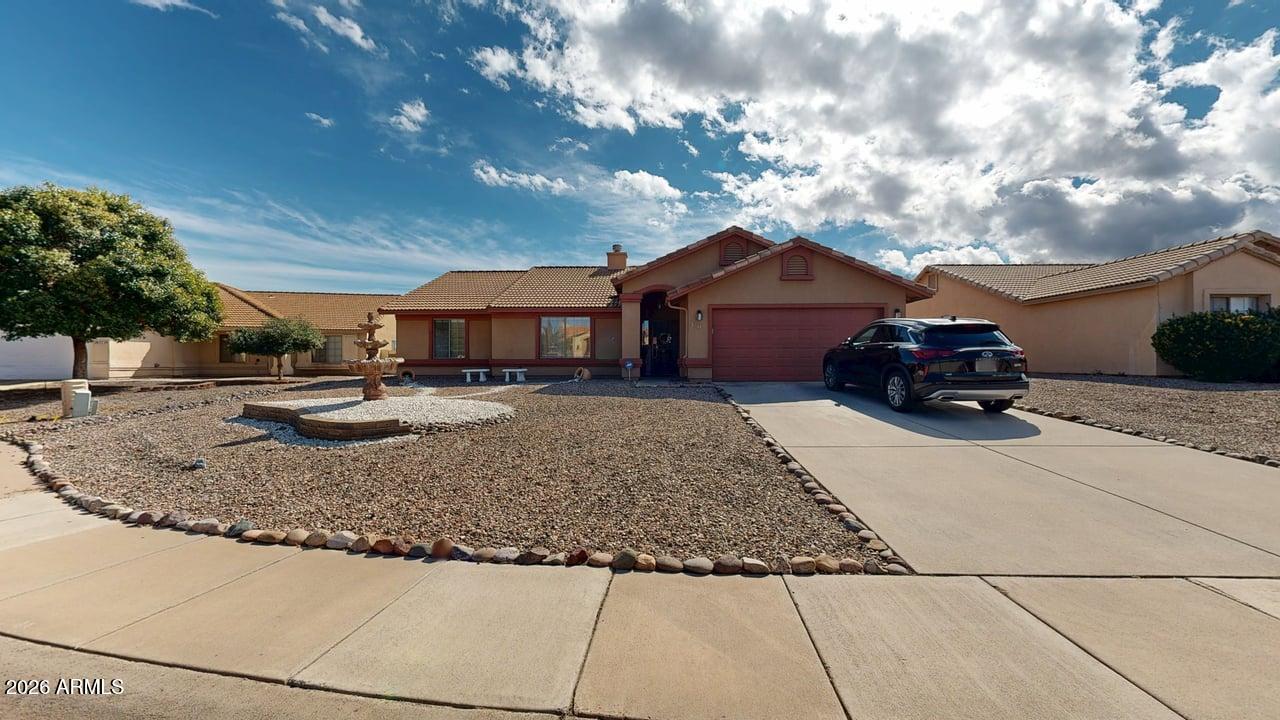 3714 Via El Soreno, Sierra Vista, AZ 85650 — Photo 1 of 33