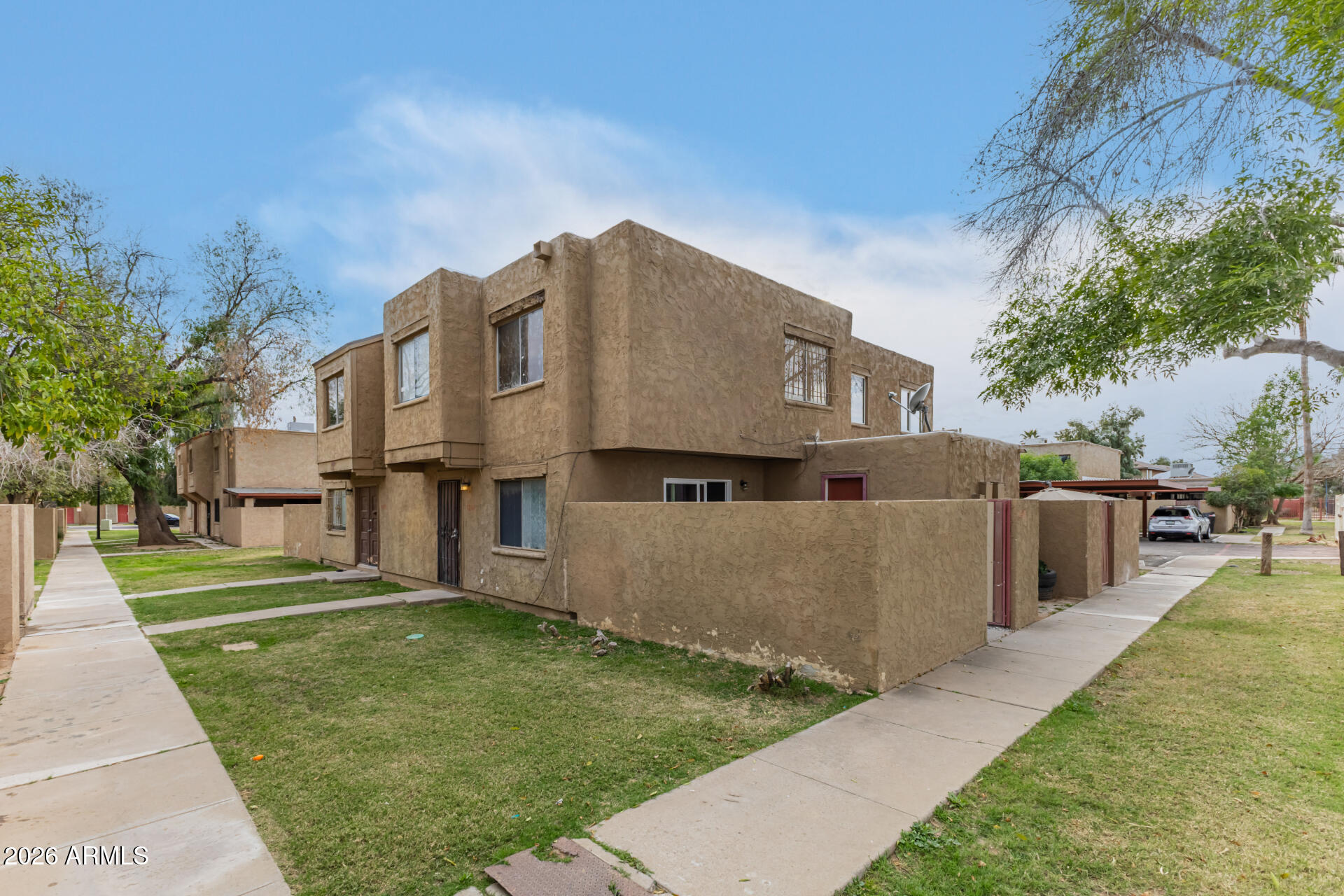 4267 N 68TH Lane, Phoenix, AZ 85033 — Photo 1 of 25
