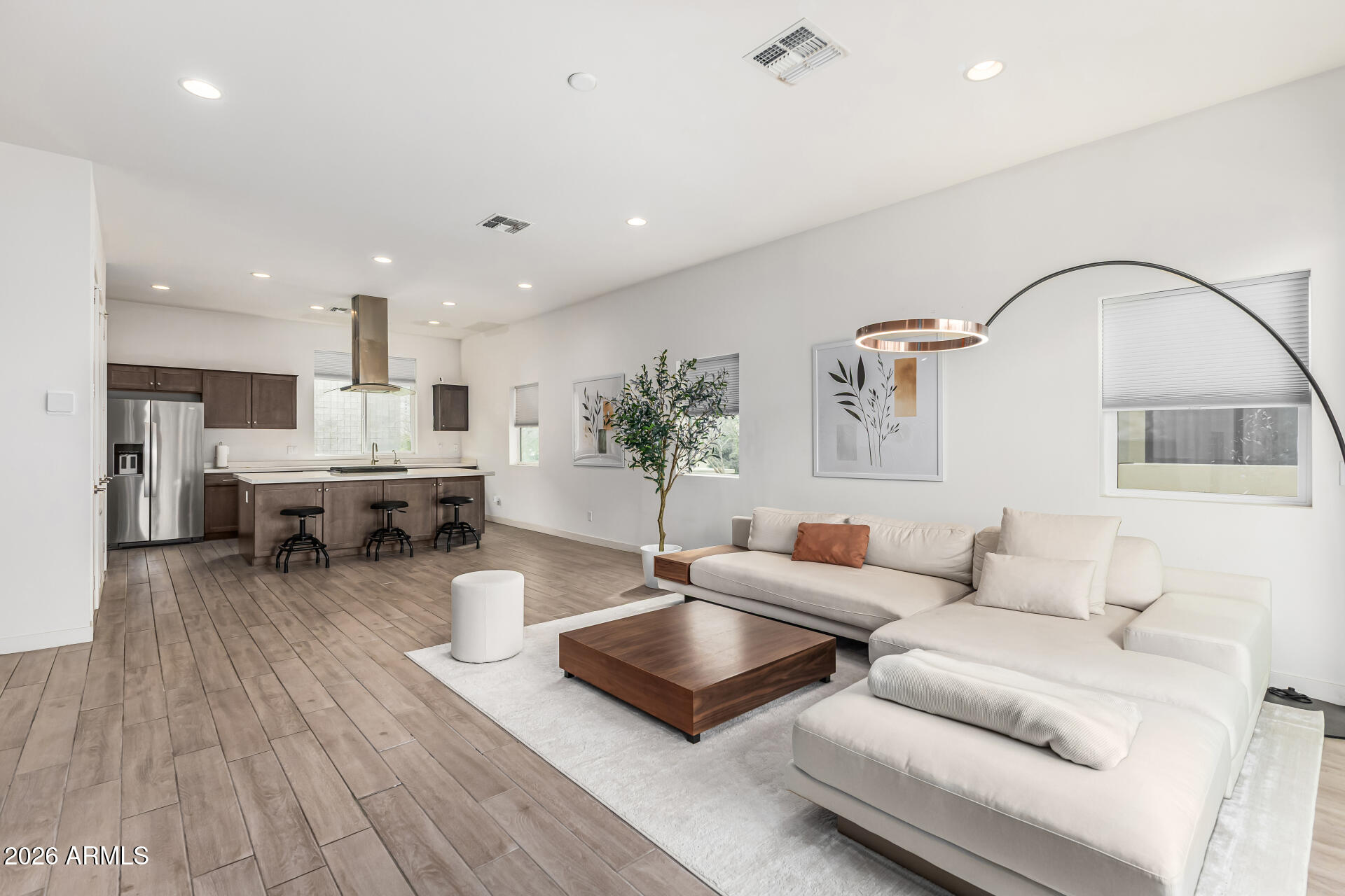 325 E CORONADO Road 13, Phoenix, AZ 85004 — Photo 1 of 32