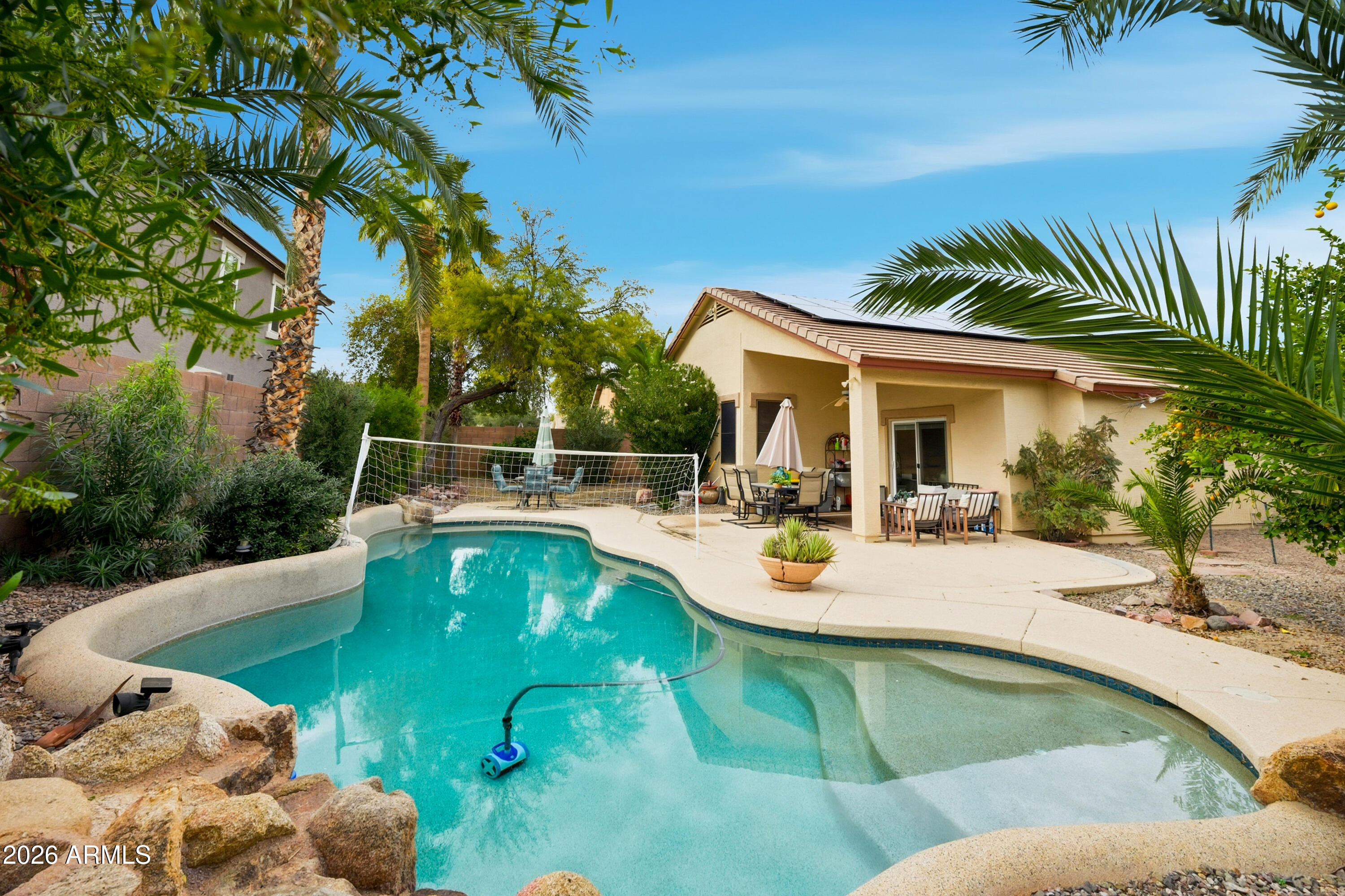 4210 S SPLENDOR Place, Gilbert, AZ 85297 — Photo 1 of 38