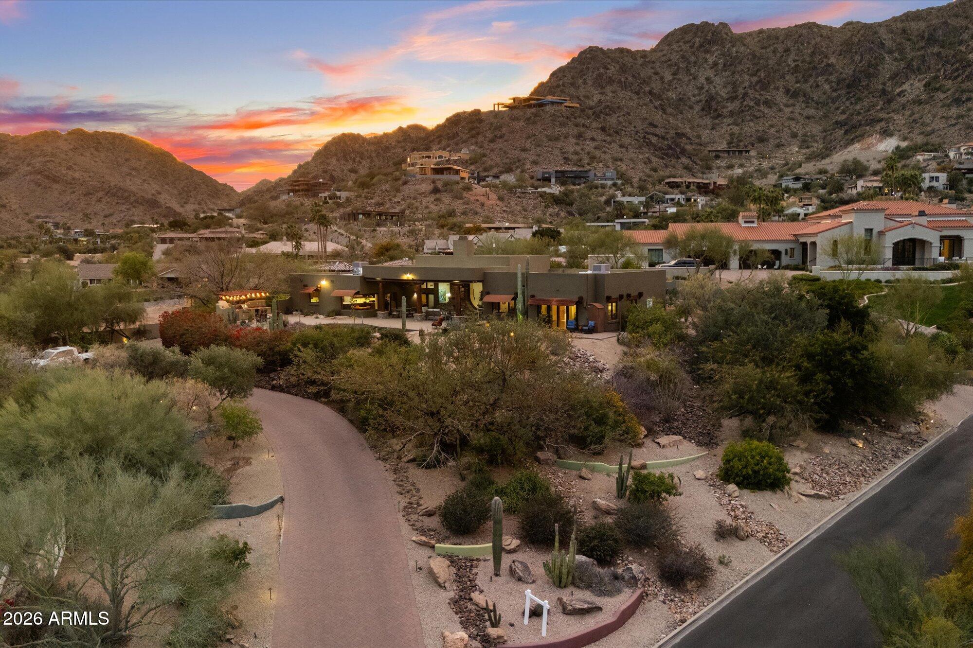 7306 N BROOKVIEW Way, Paradise Valley, AZ 85253 — Photo 1 of 36