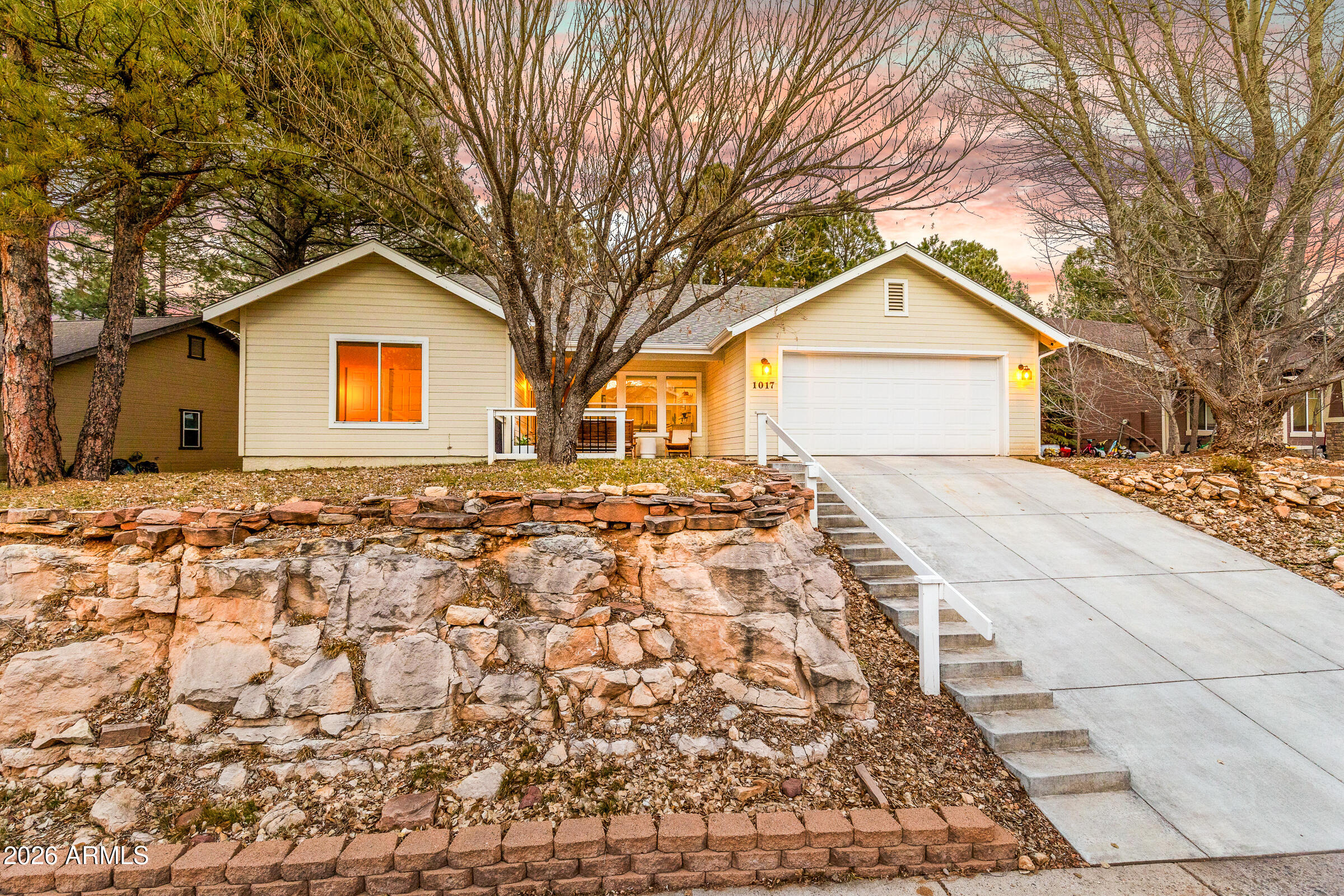 1017 W LIL BEN Trail, Flagstaff, AZ 86005 — Photo 1 of 33
