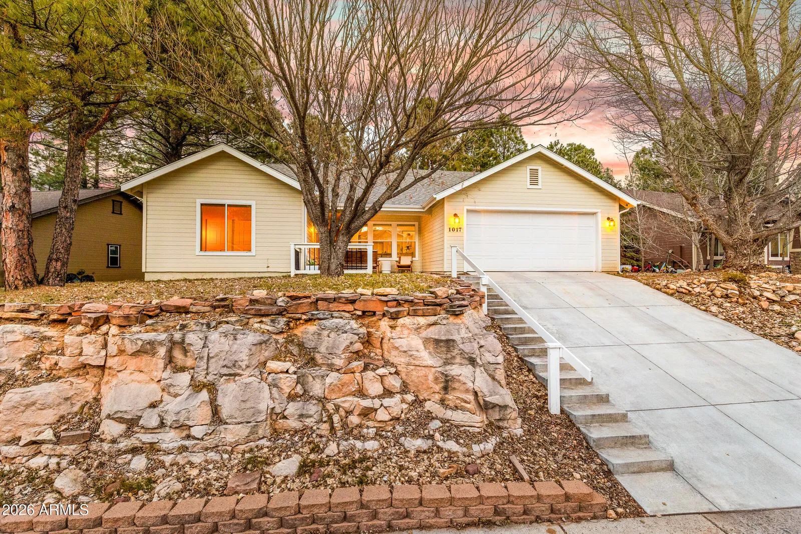 1017 W LIL BEN Trail, Flagstaff, AZ 86005 — Photo 1 of 33