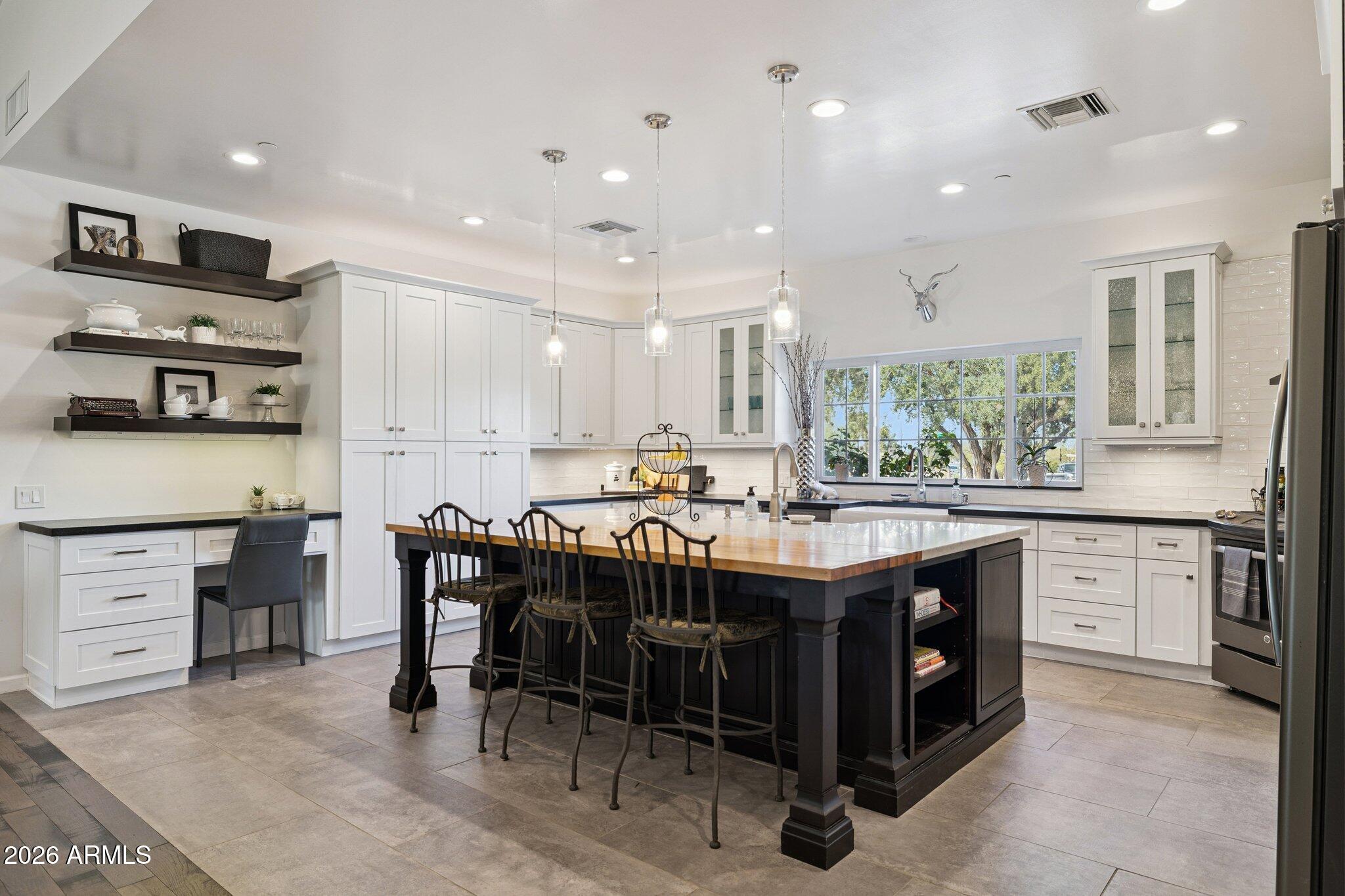 2643 N 58TH Street, Scottsdale, AZ 85257 — Photo 1 of 39