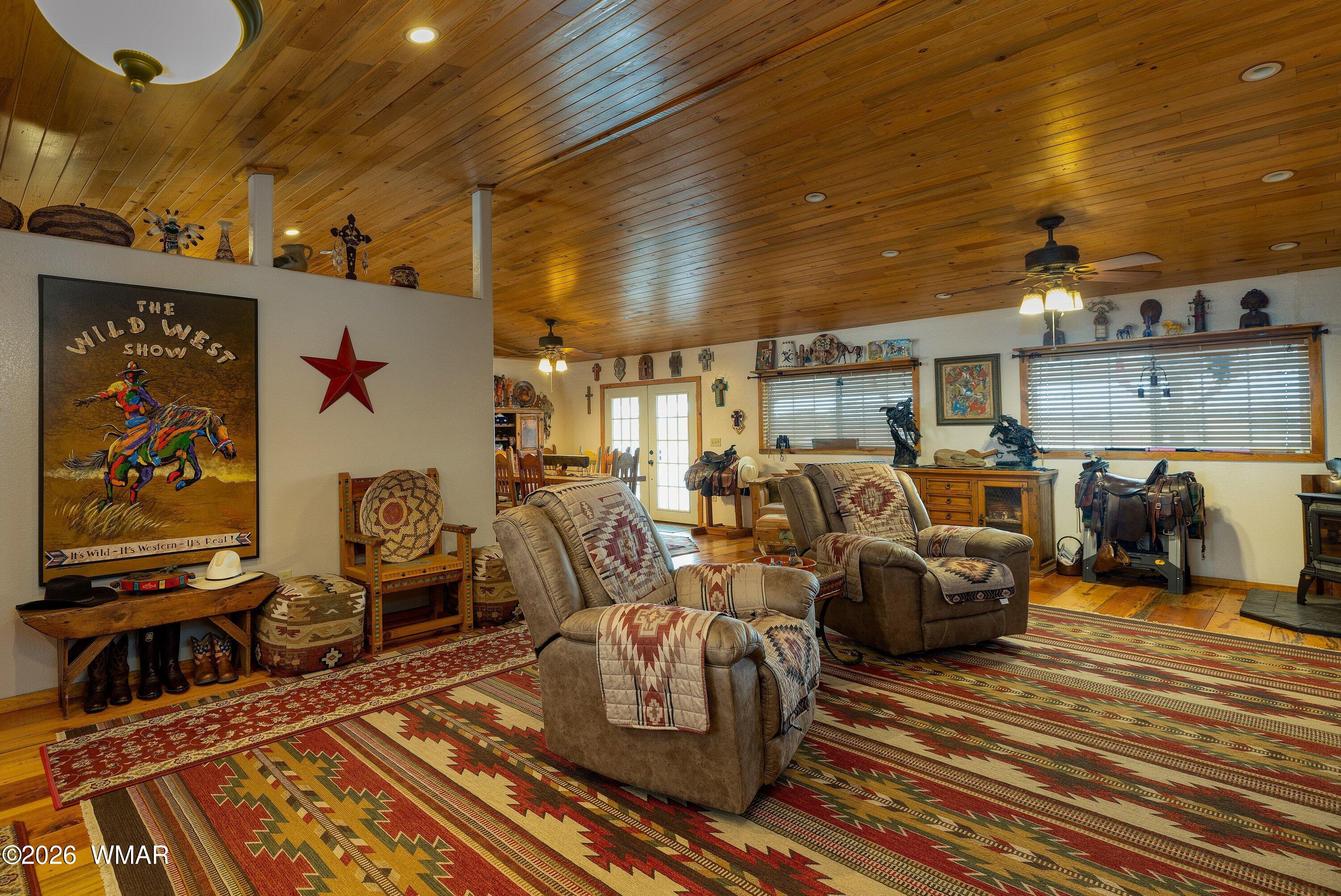 18 N3207, Vernon, AZ 85940 — Photo 1 of 38