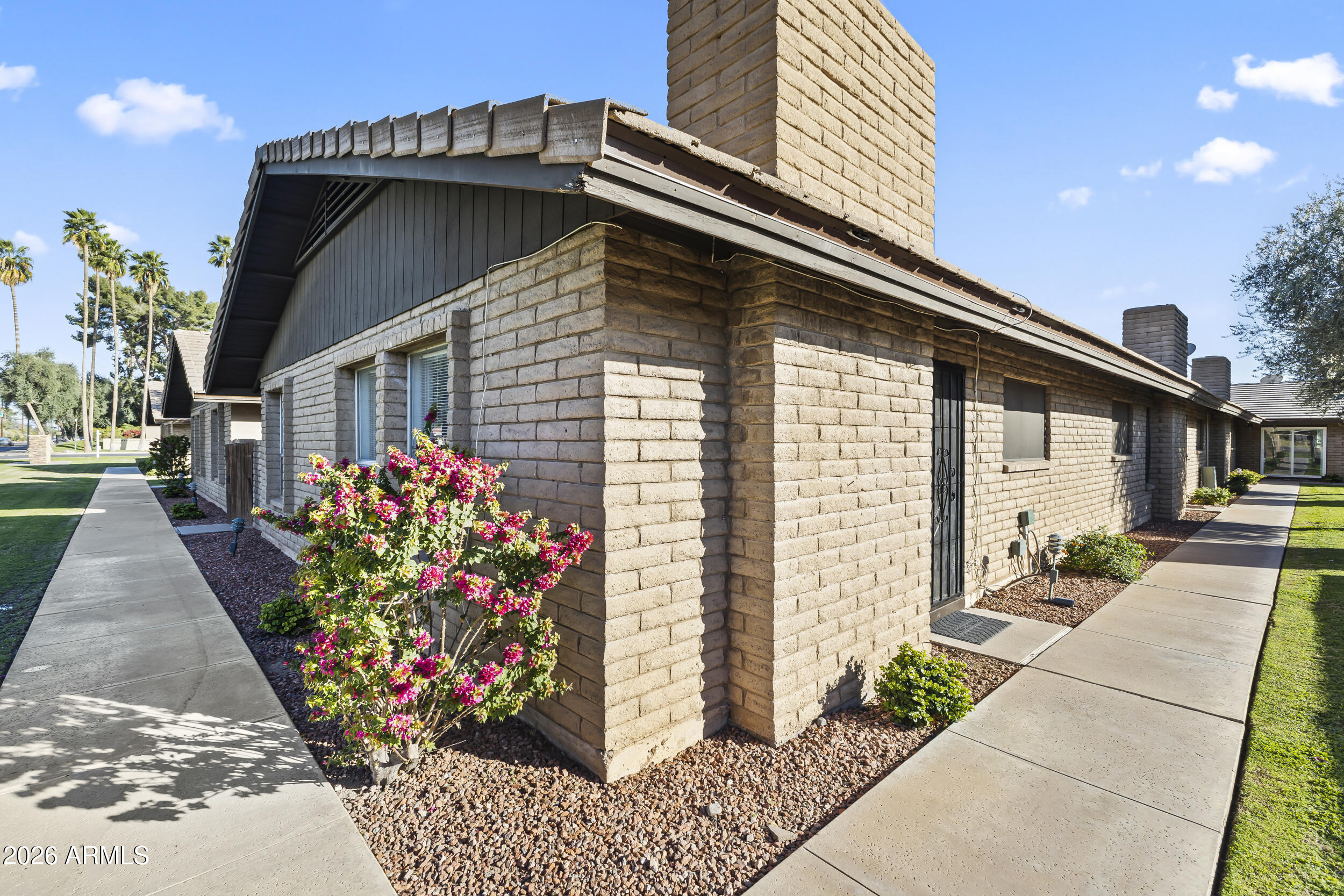 2015 E SOUTHERN Avenue 22, Tempe, AZ 85282 — Photo 1 of 34