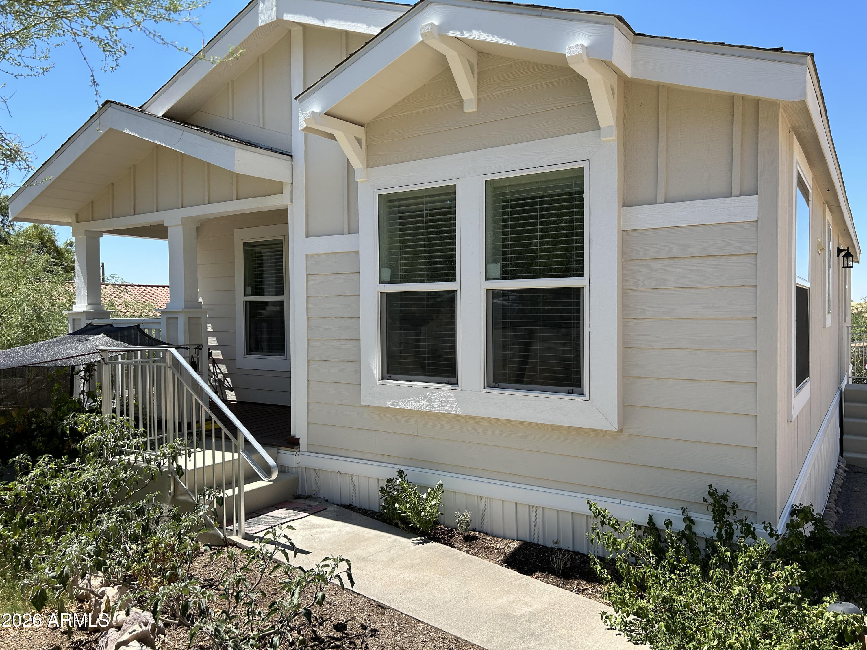 397 N LOBB Avenue, Superior, AZ 85173 — Photo 1 of 16