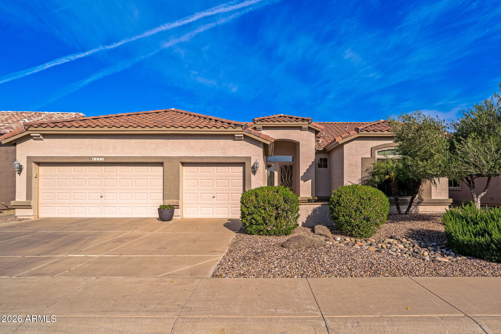4532 E Apricot Lane, Gilbert, AZ 85298 — Photo 1 of 25