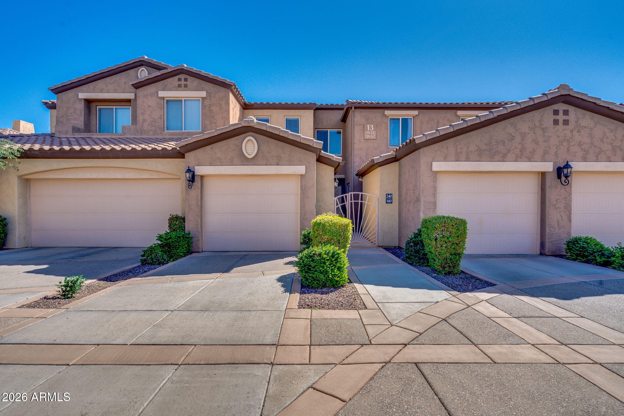 250 W QUEEN CREEK Road 240, Chandler, AZ 85248 — Photo 1 of 30