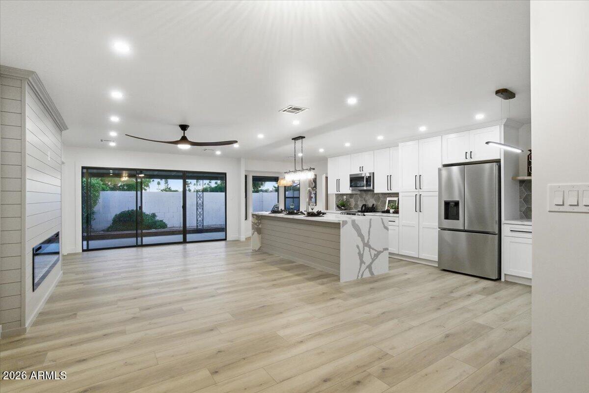 7805 E COOLIDGE Street, Scottsdale, AZ 85251 — Photo 1 of 32