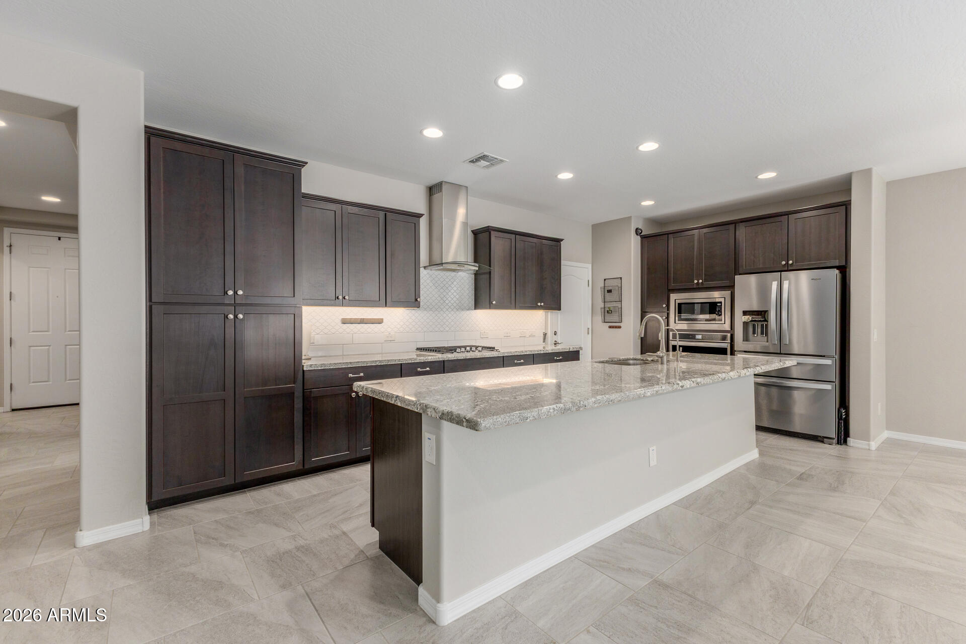 11154 N 190TH Avenue, Surprise, AZ 85388 — Photo 1 of 39