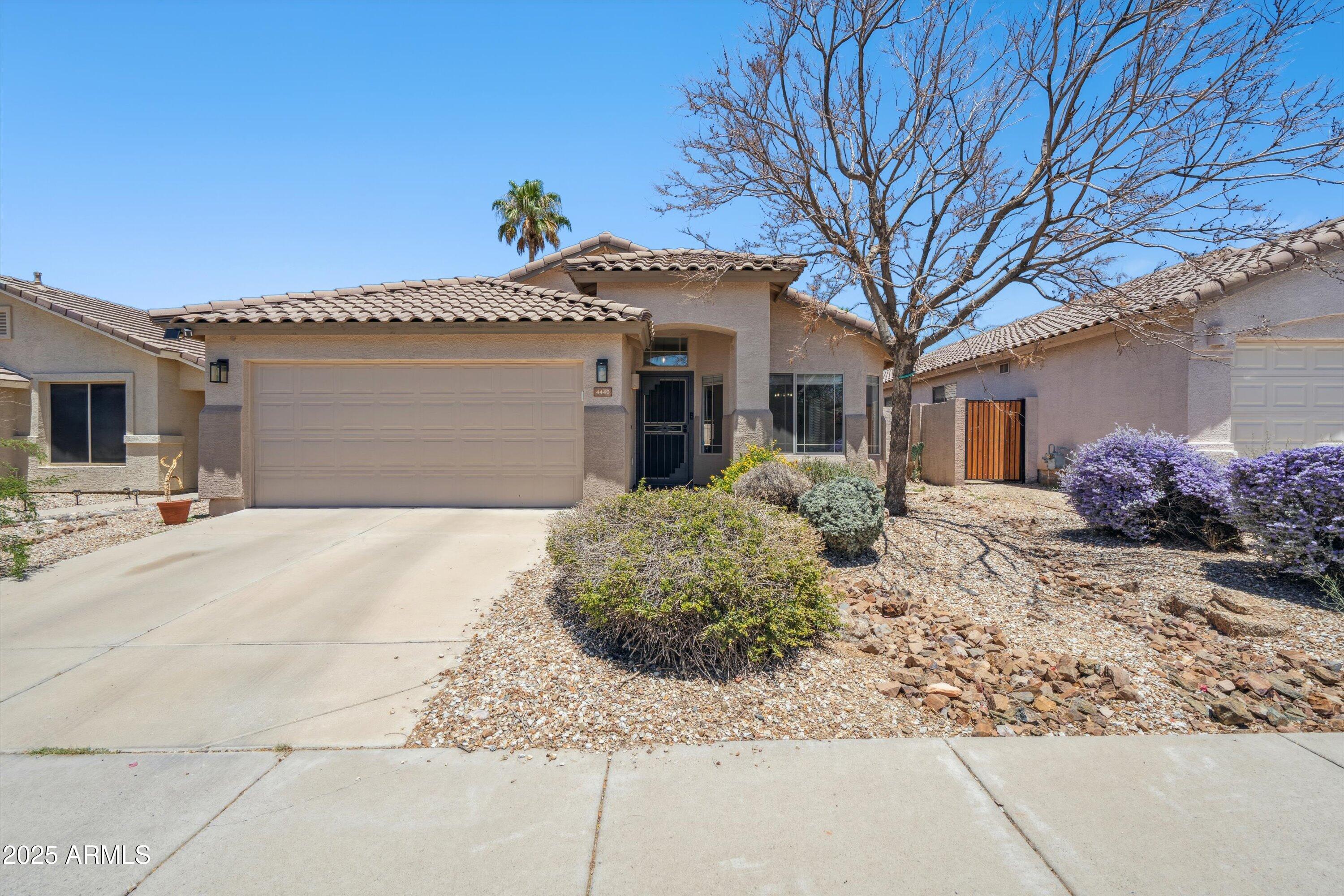 4440 E TETHER Trail, Phoenix, AZ 85050 — Photo 1 of 27