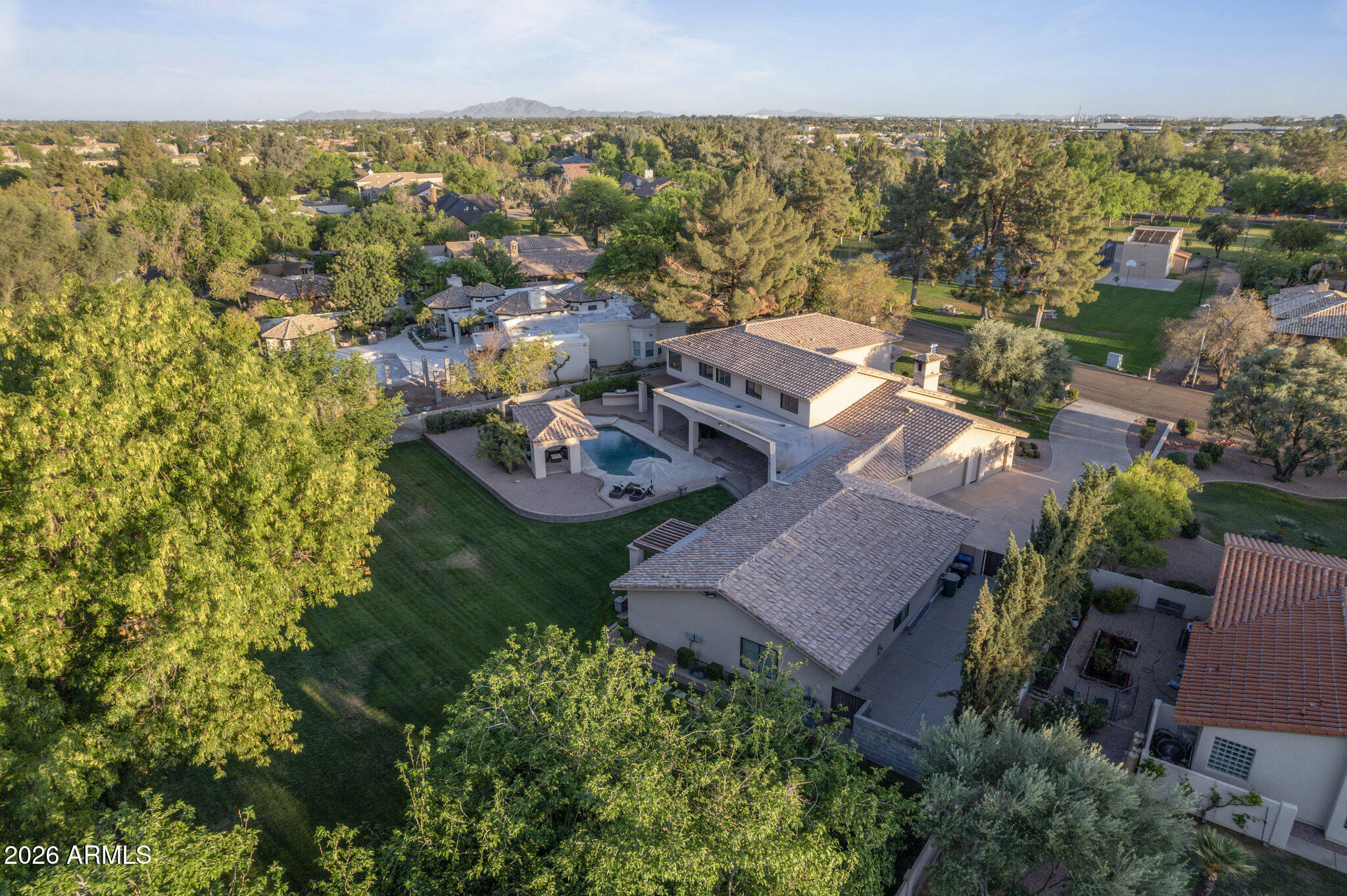 2106 E LA VIEVE Lane, Tempe, AZ 85284 — Photo 1 of 59