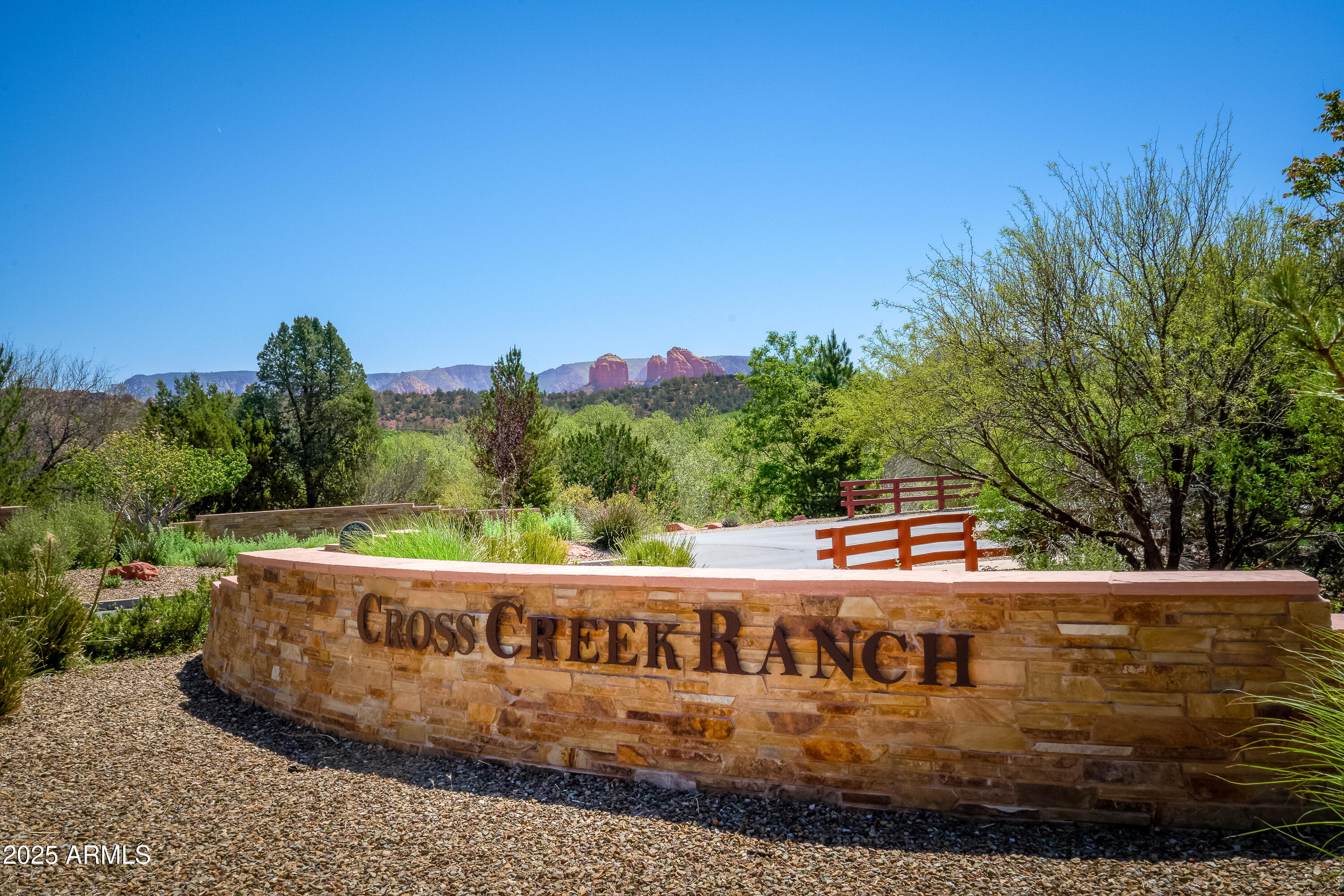 240 CROSS CREEK Circle 71, Sedona, AZ 86336 — Photo 1 of 32