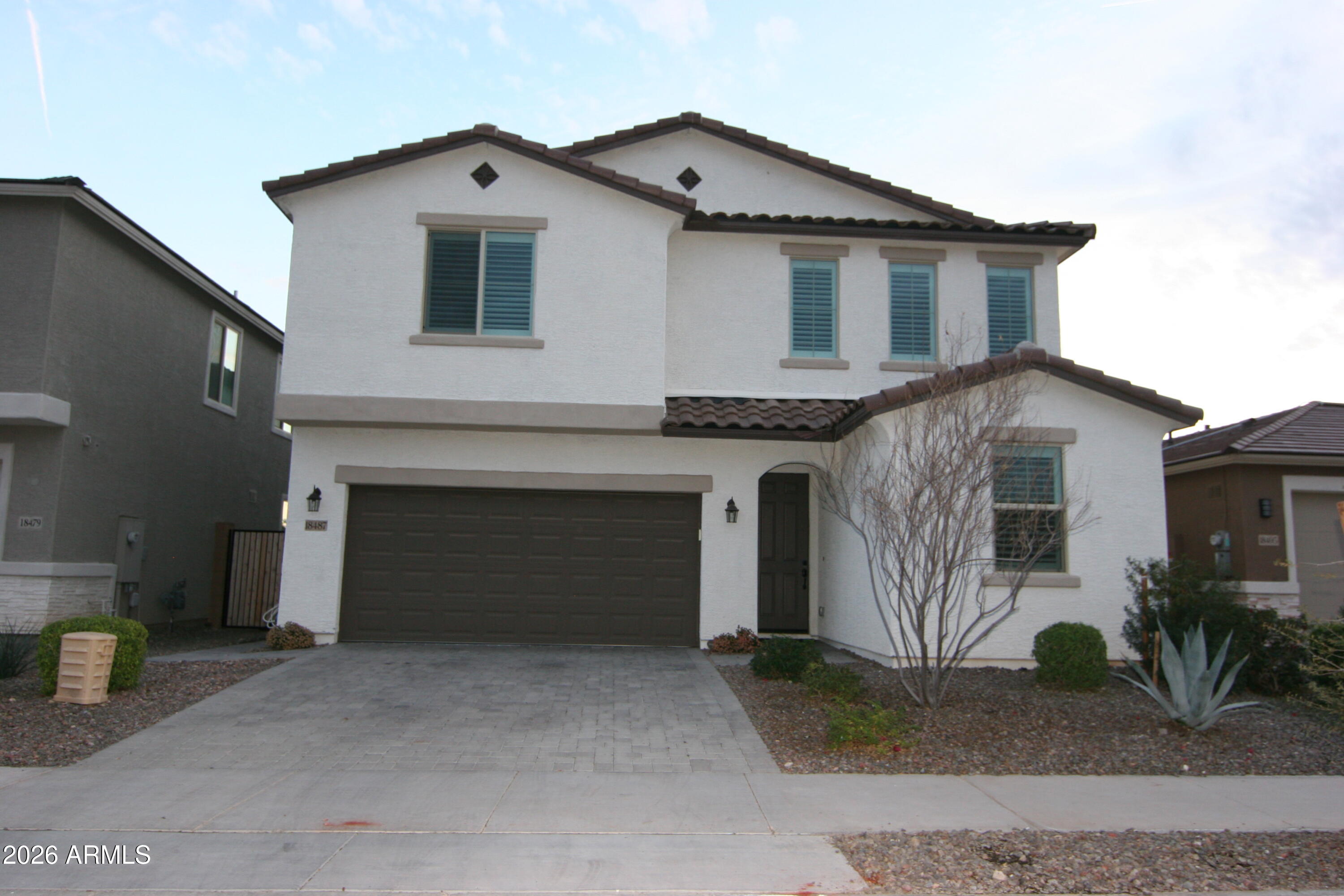 18487 W Ipswitch Way, Surprise, AZ 85374 — Photo 1 of 35