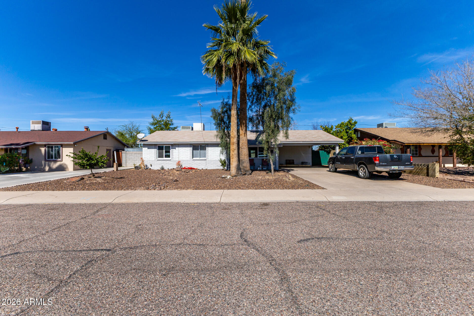 3474 E DELCOA Drive, Phoenix, AZ 85032 — Photo 1 of 17