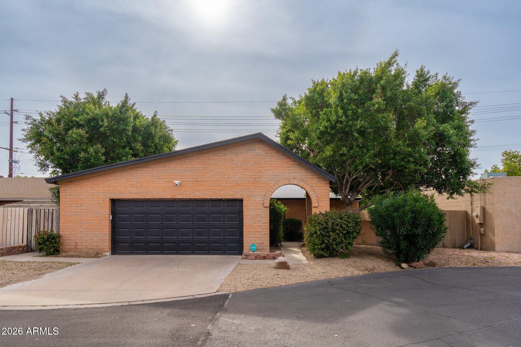 4035 W LOMA Lane, Phoenix, AZ 85051 — Photo 1 of 25