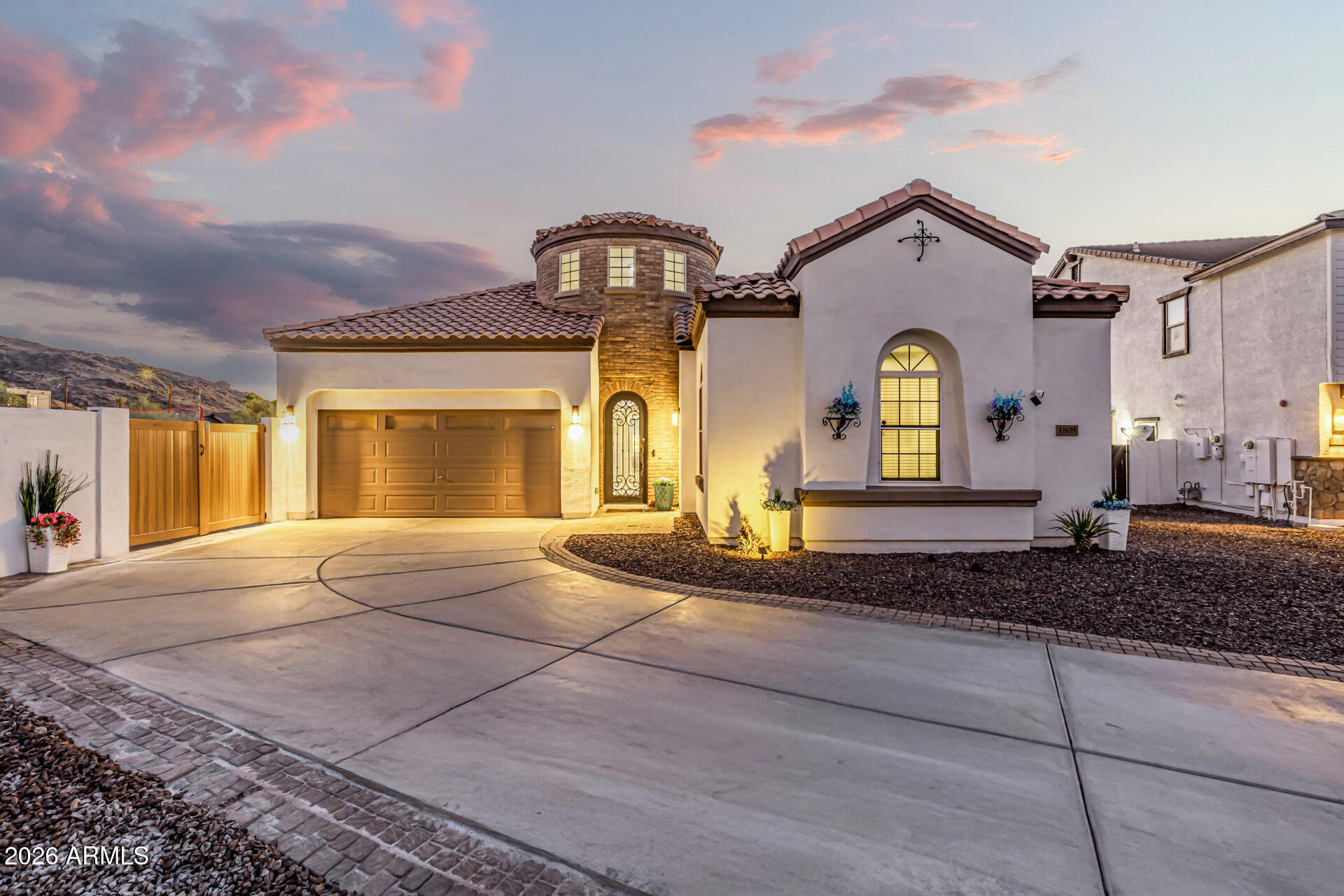 1809 E GWEN Street, Phoenix, AZ 85042 — Photo 1 of 62