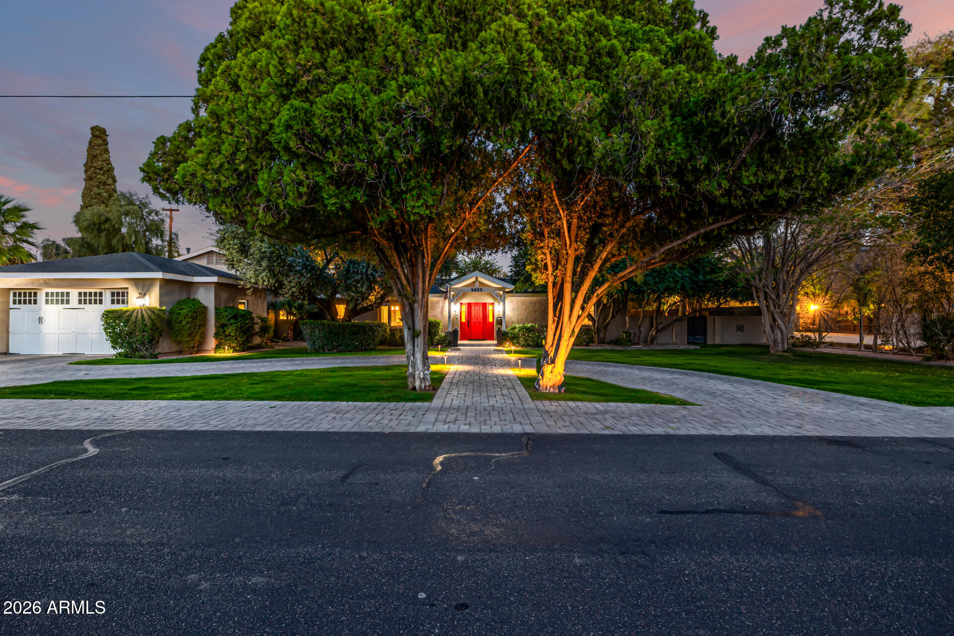 5655 N 4TH Street, Phoenix, AZ 85012 — Photo 1 of 65