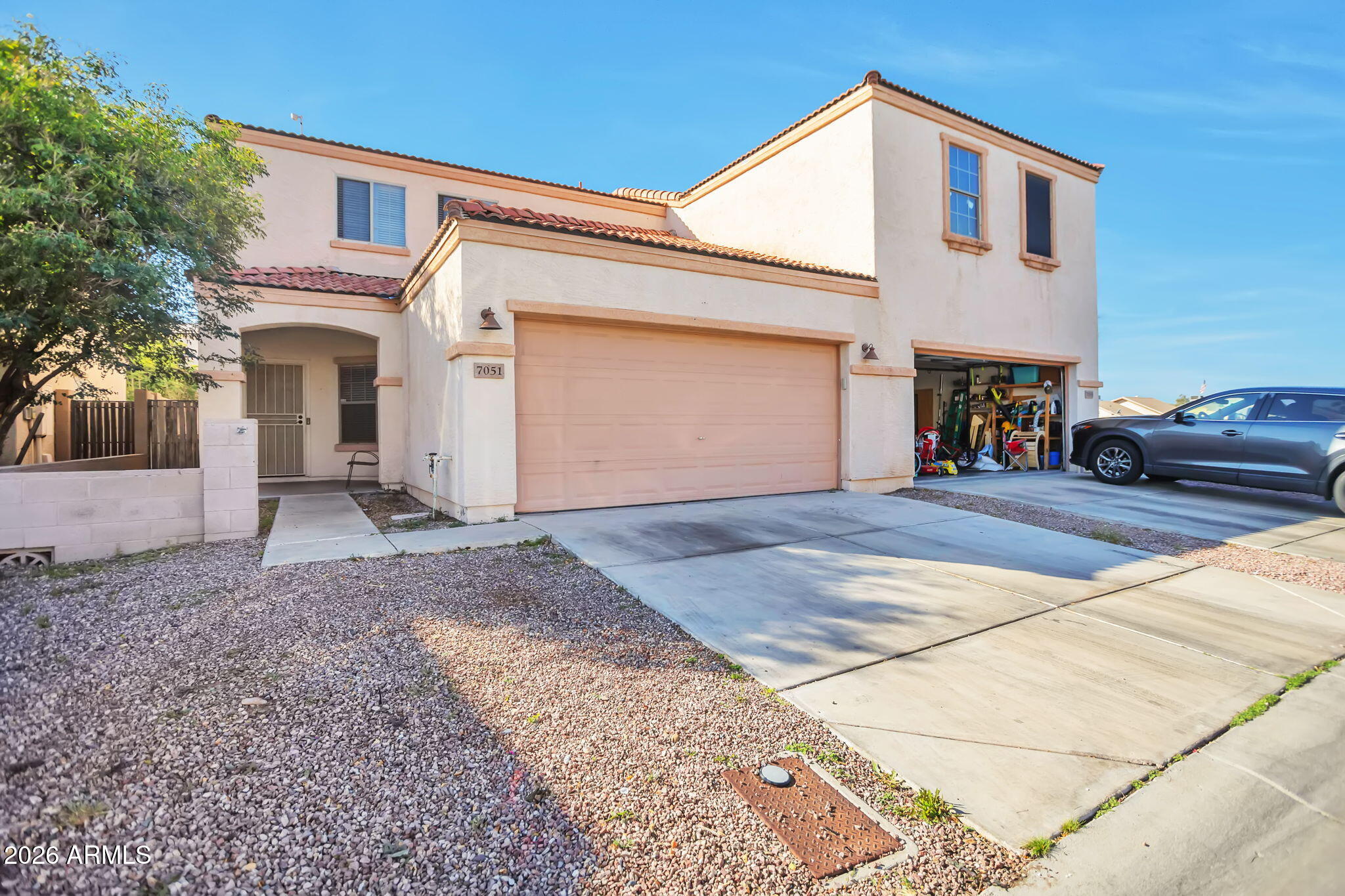 7051 W LINCOLN Street, Peoria, AZ 85345 — Photo 1 of 25