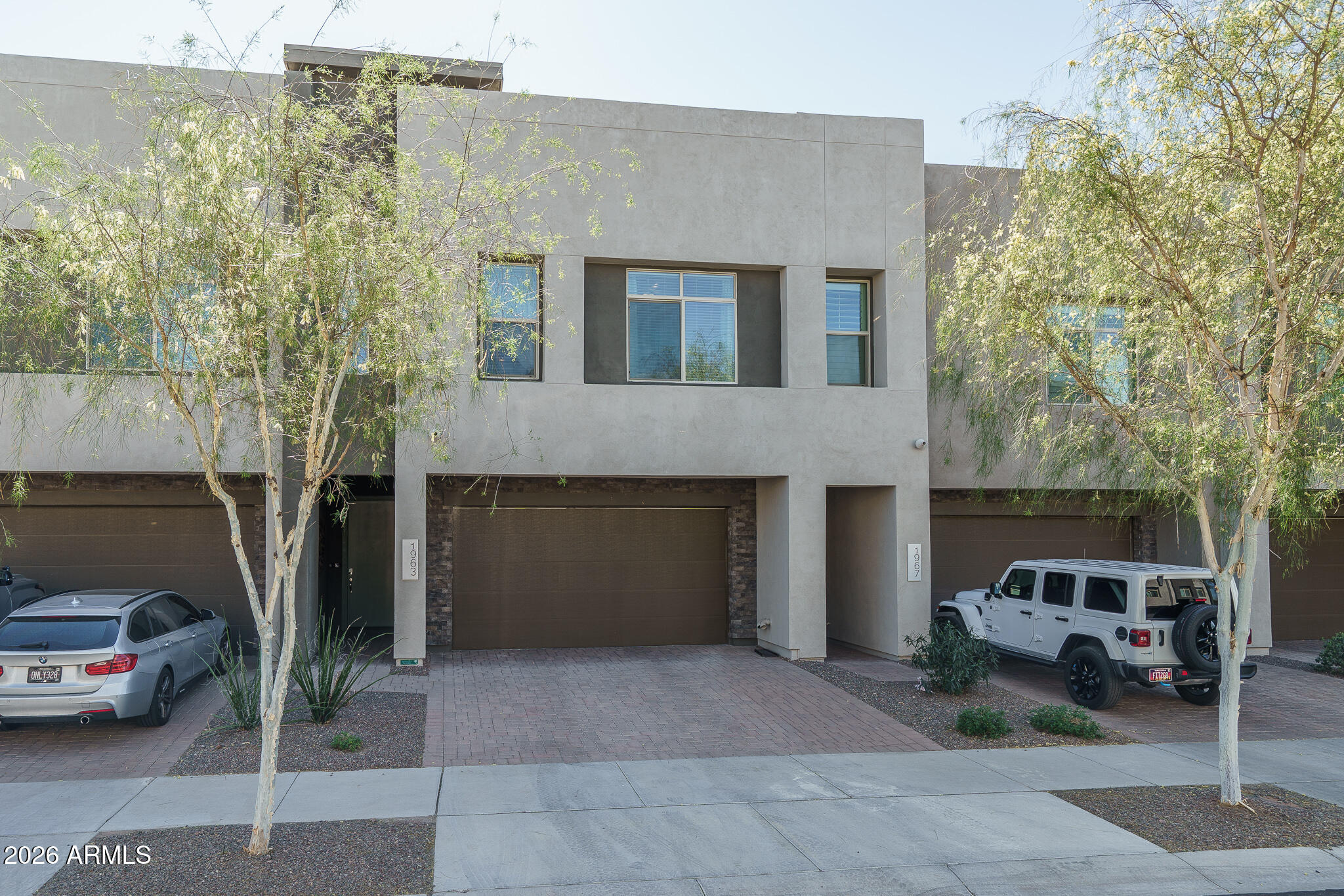 1963 W DESERT HOLLOW Drive, Phoenix, AZ 85085 — Photo 1 of 45